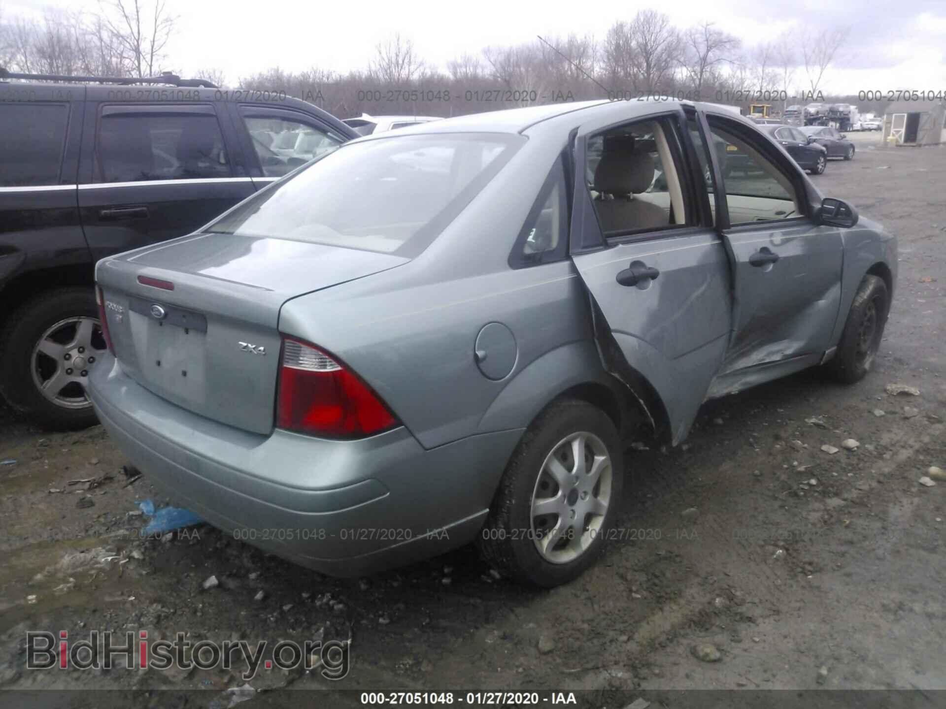 2005 FORD FOCUS - VIN: 1FAFP34N25W313896 - Фото 4