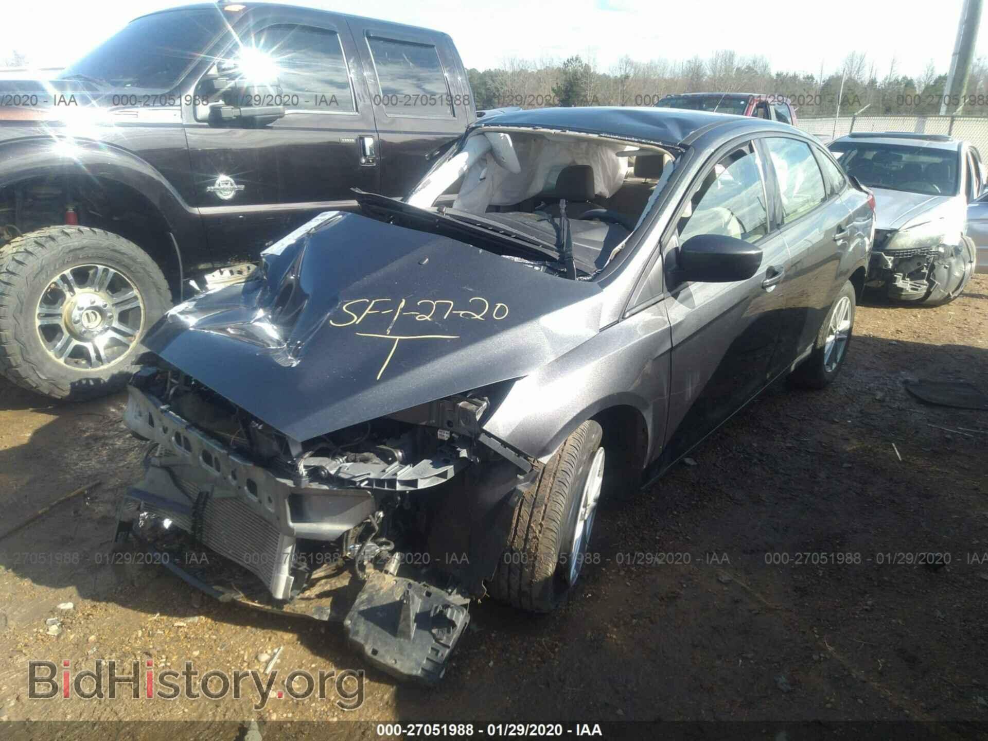 2018 FORD FOCUS - VIN: 1FADP3F2XJL213003 - Фото 2