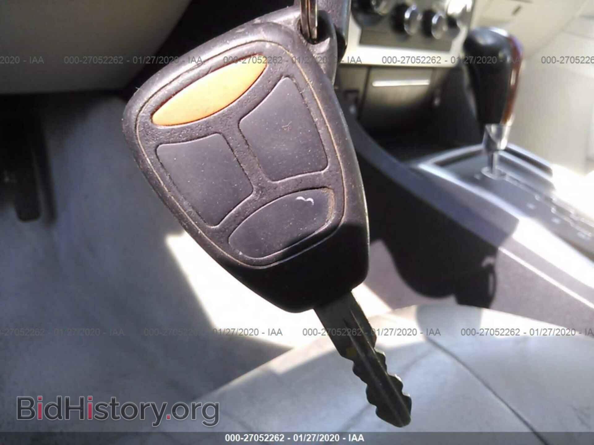 2005 CHRYSLER 300C - VIN: 2C3AA63H55H595604 - Фото 11