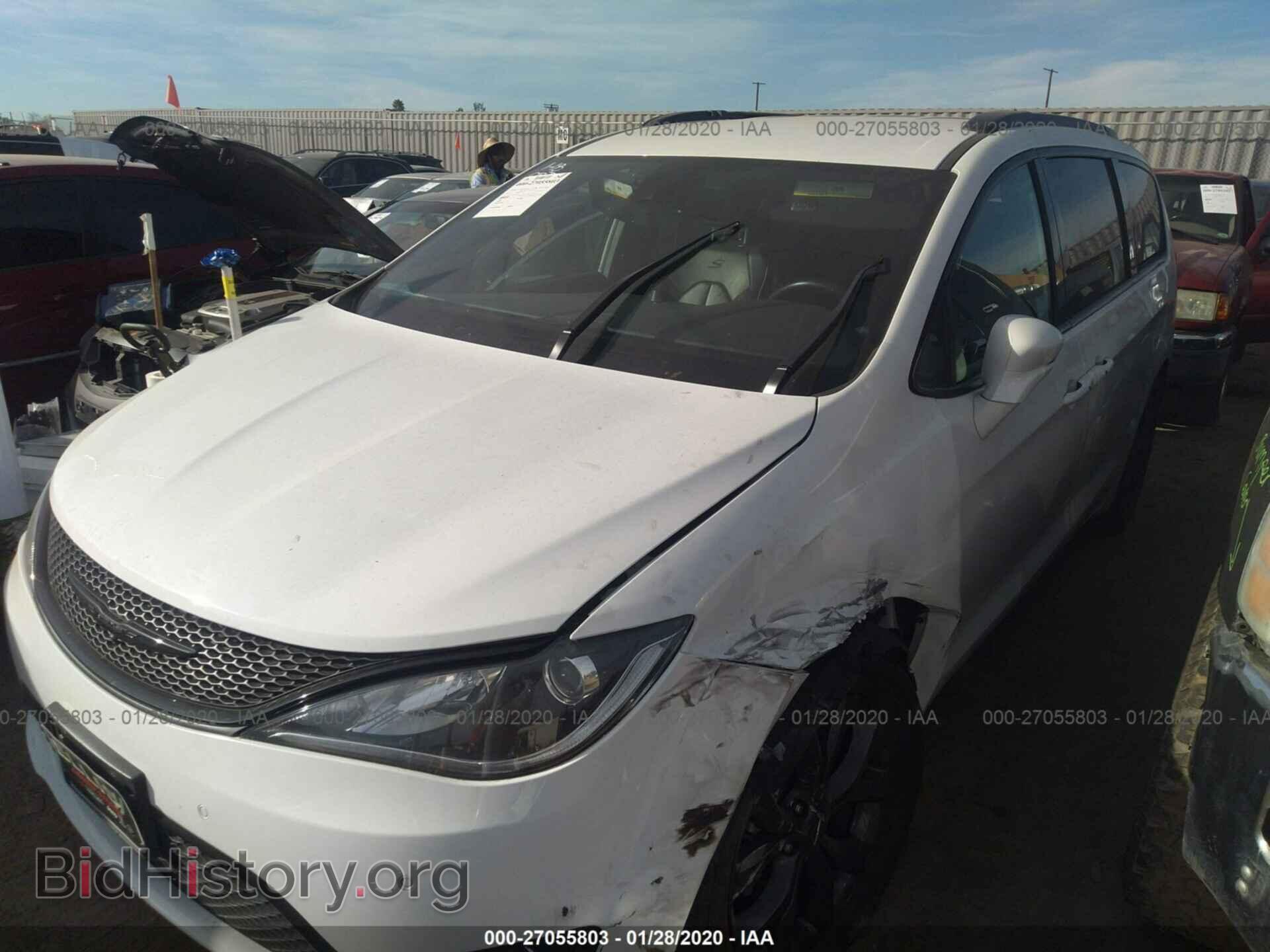 2019 CHRYSLER PACIFICA - VIN: 2C4RC1GG7KR633465 - Фото 2