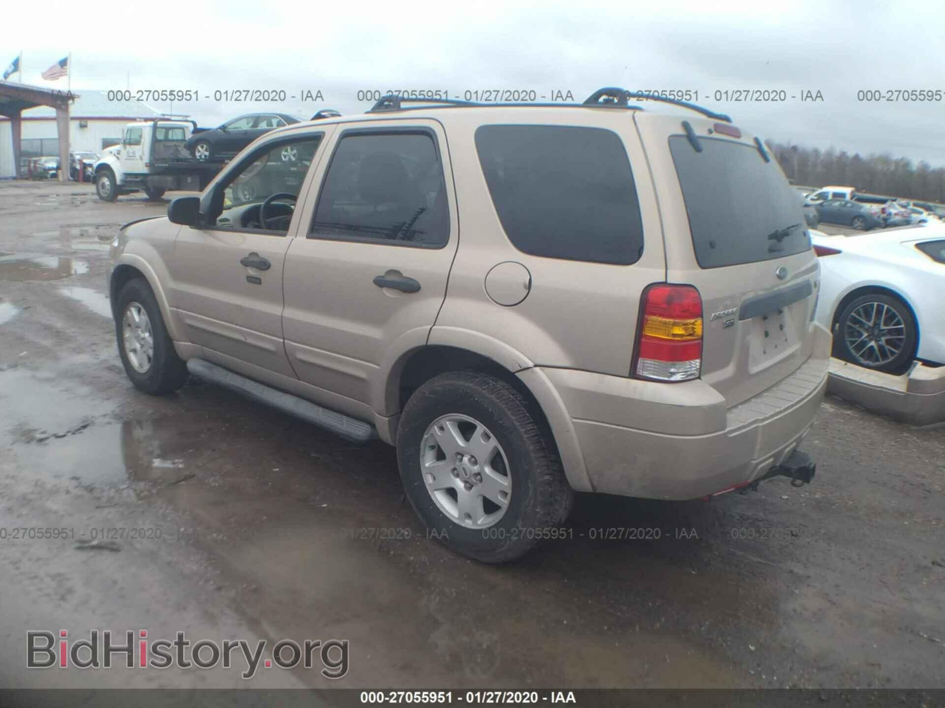 2007 FORD ESCAPE - VIN: 1FMCU03197KB52083 - Фото 3