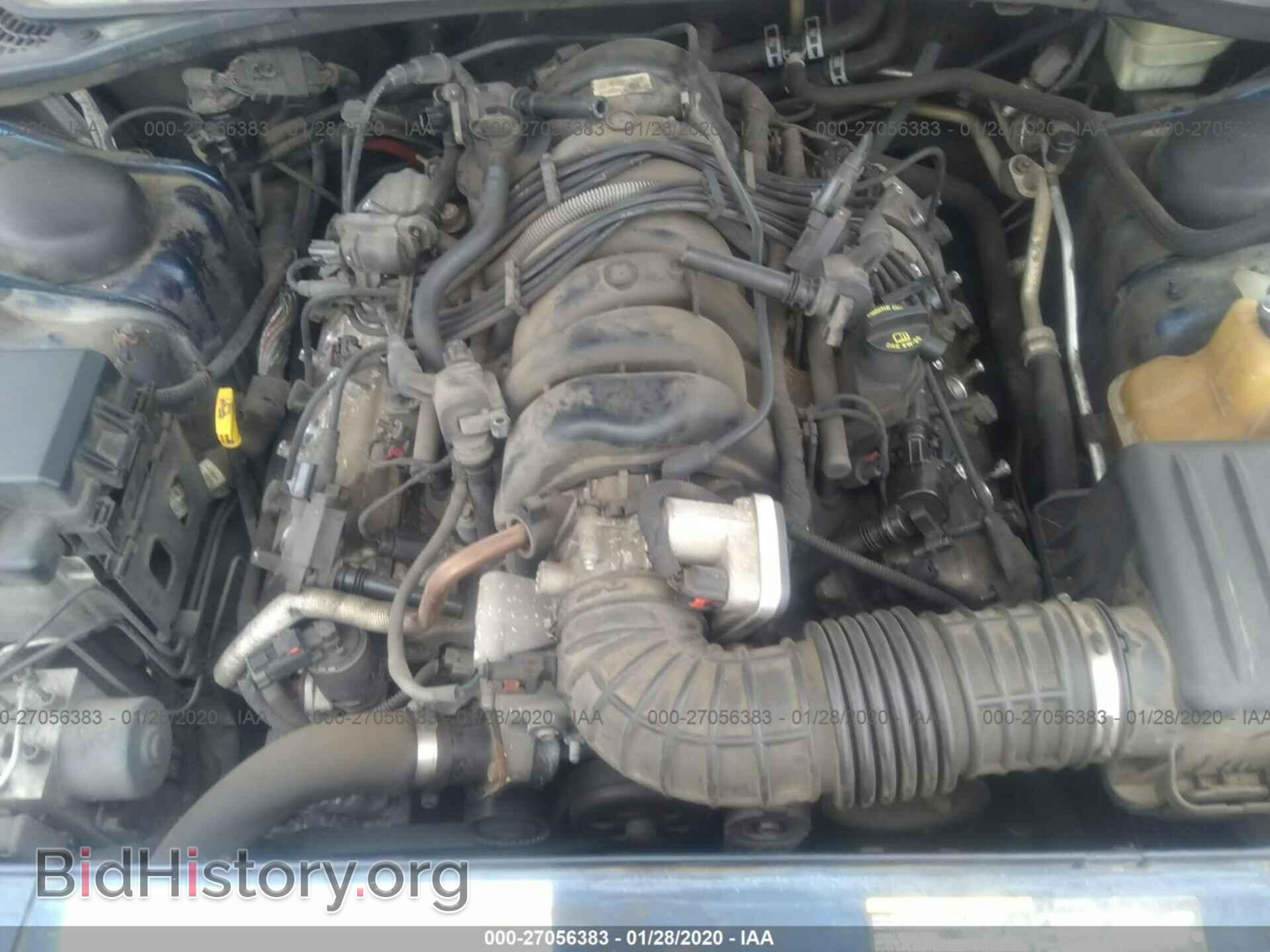 2005 CHRYSLER 300C - VIN: 2C3AA63H45H657526 - Фото 10