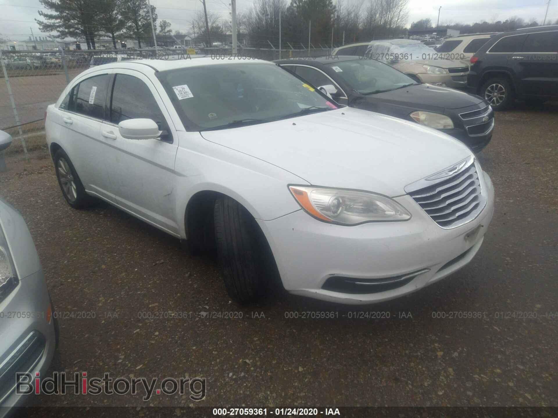 Photo 1C3BC1FB9BN548216 - CHRYSLER 200 2011
