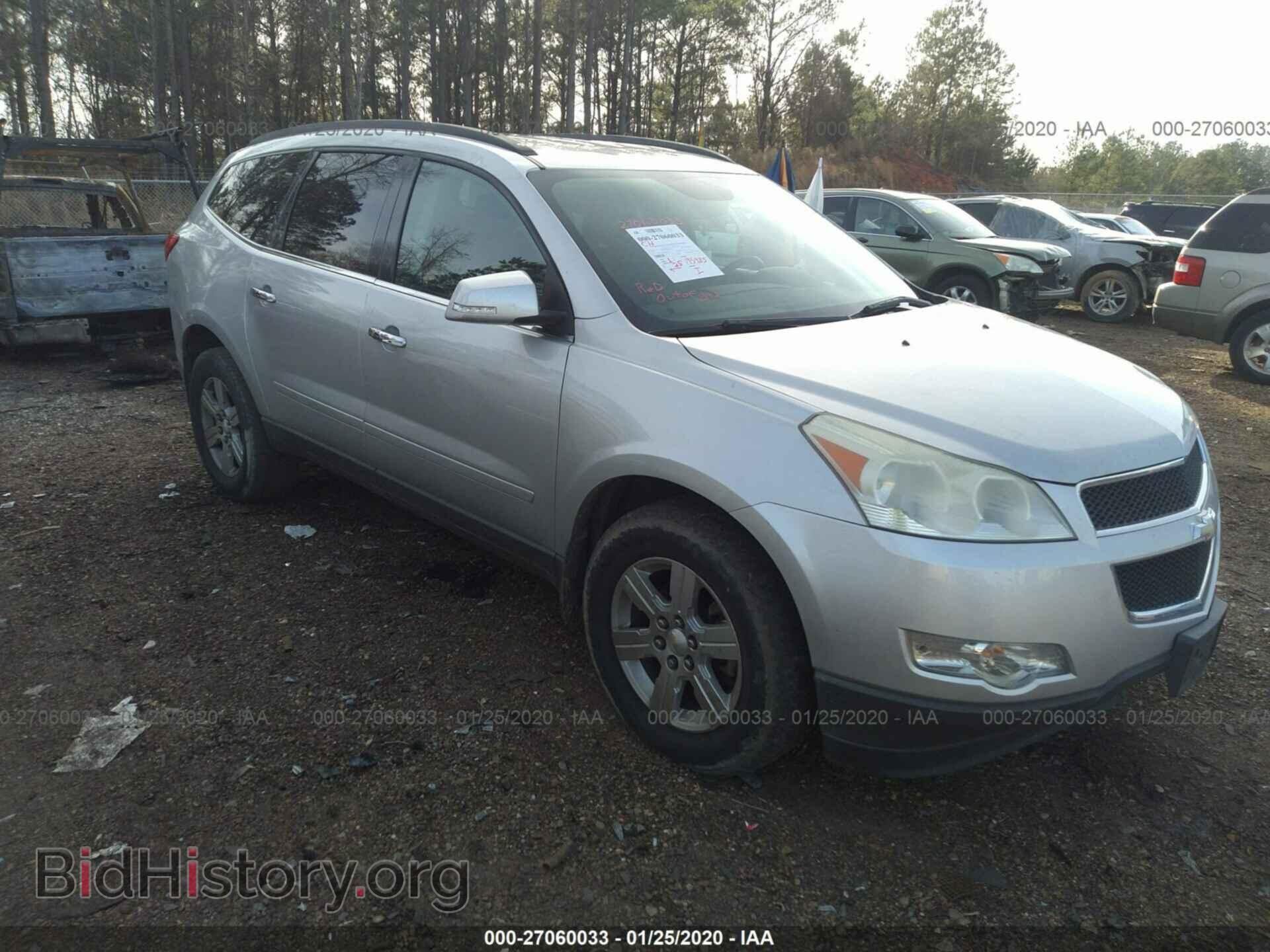 Фотография 1GNKRGED6BJ105441 - CHEVROLET TRAVERSE 2011