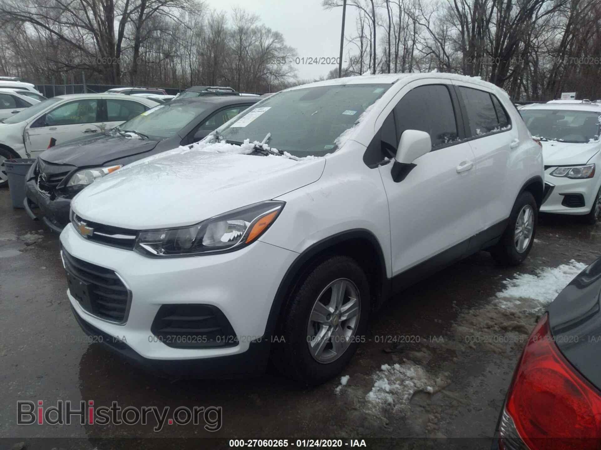 2019 CHEVROLET TRAX - VIN: 3GNCJKSB2KL203067 - Photo 2