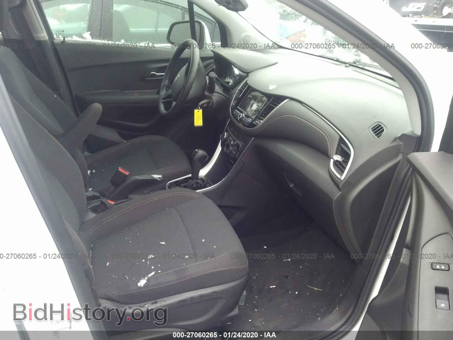 2019 CHEVROLET TRAX - VIN: 3GNCJKSB2KL203067 - Photo 5