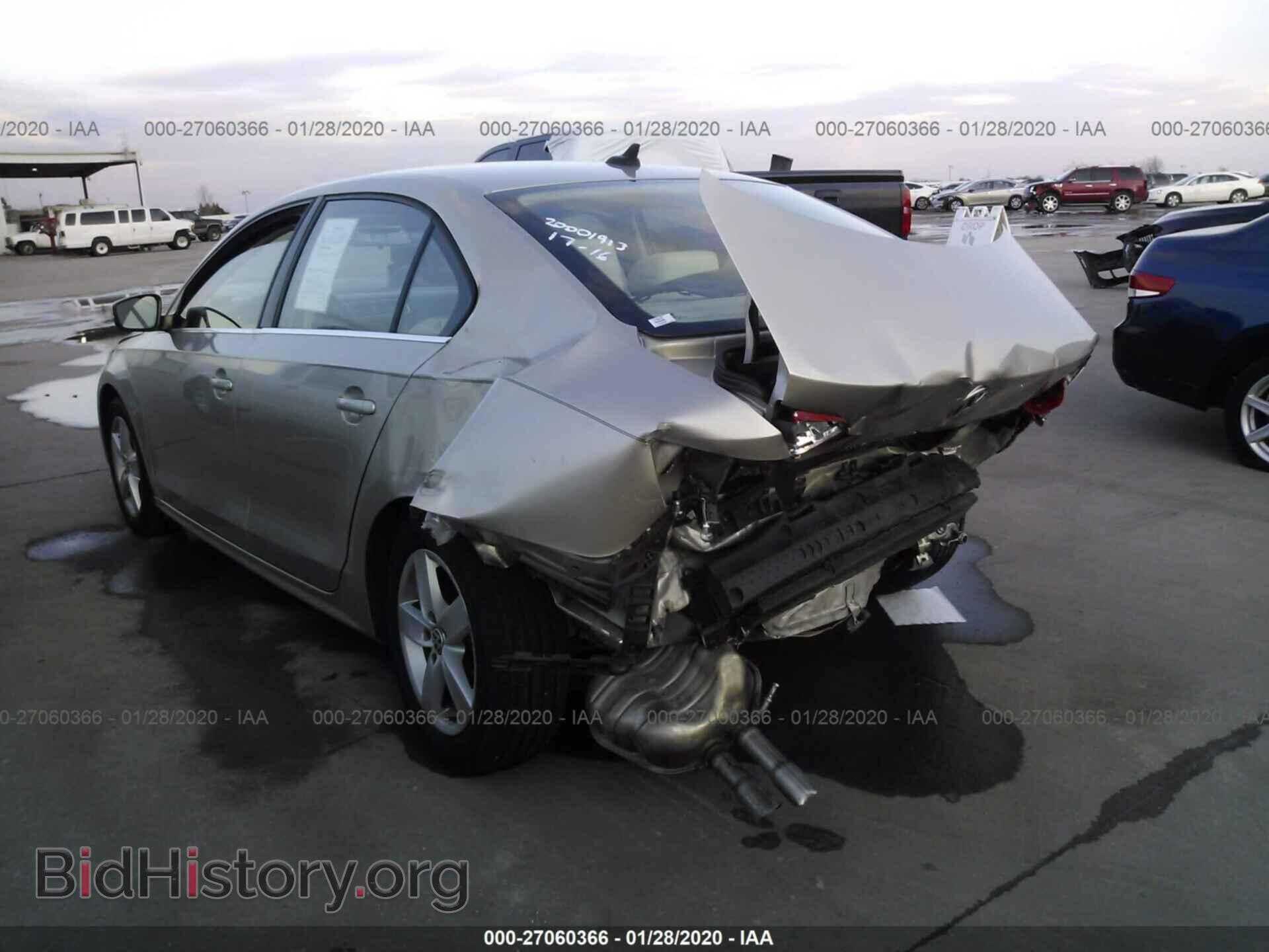 2014 VOLKSWAGEN JETTA - VIN: 3VWLL7AJ4EM270631 - Фото 3