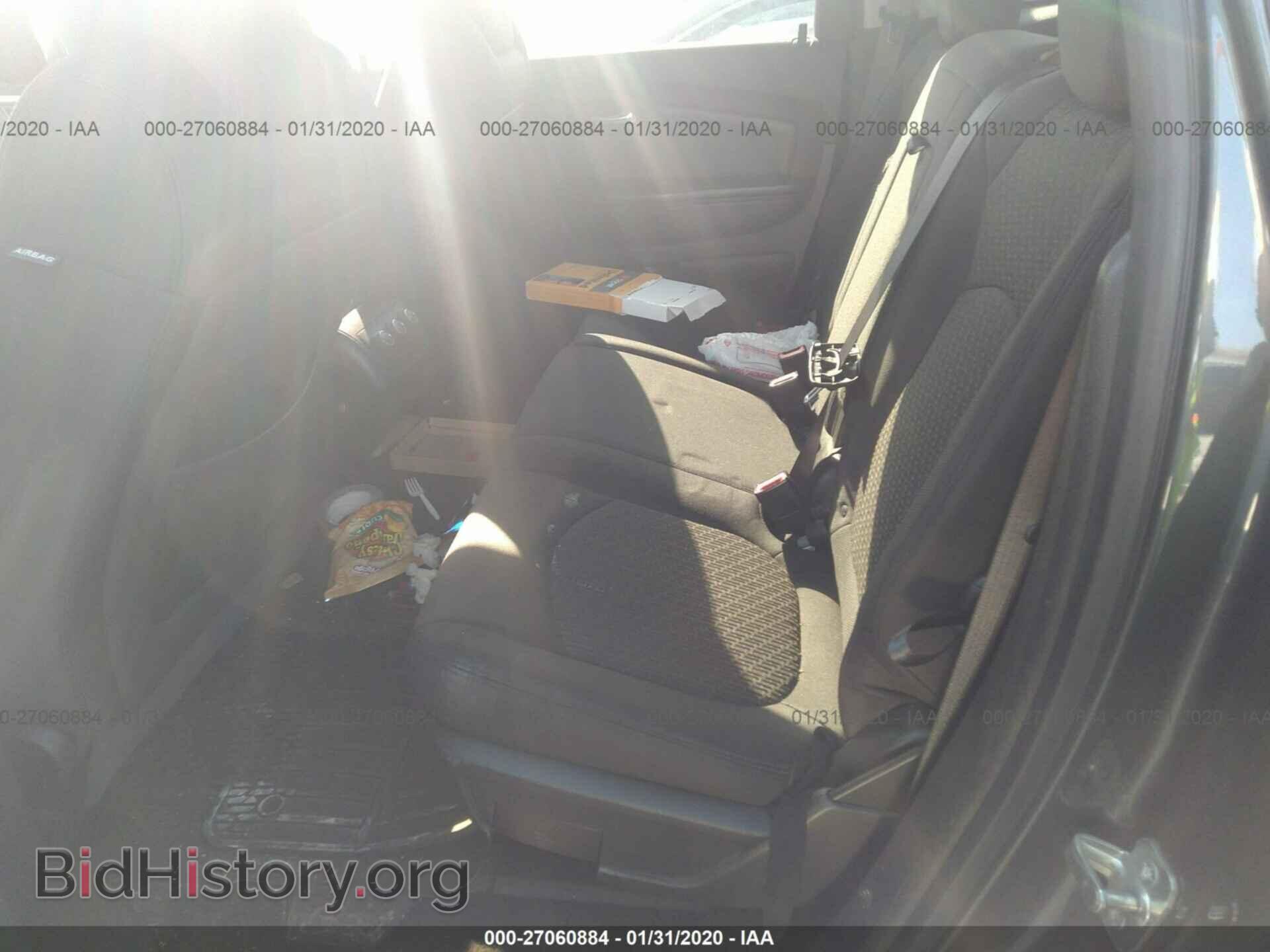 2010 CHEVROLET TRAVERSE - VIN: 1GNLRFED3AS107378 - Фото 8