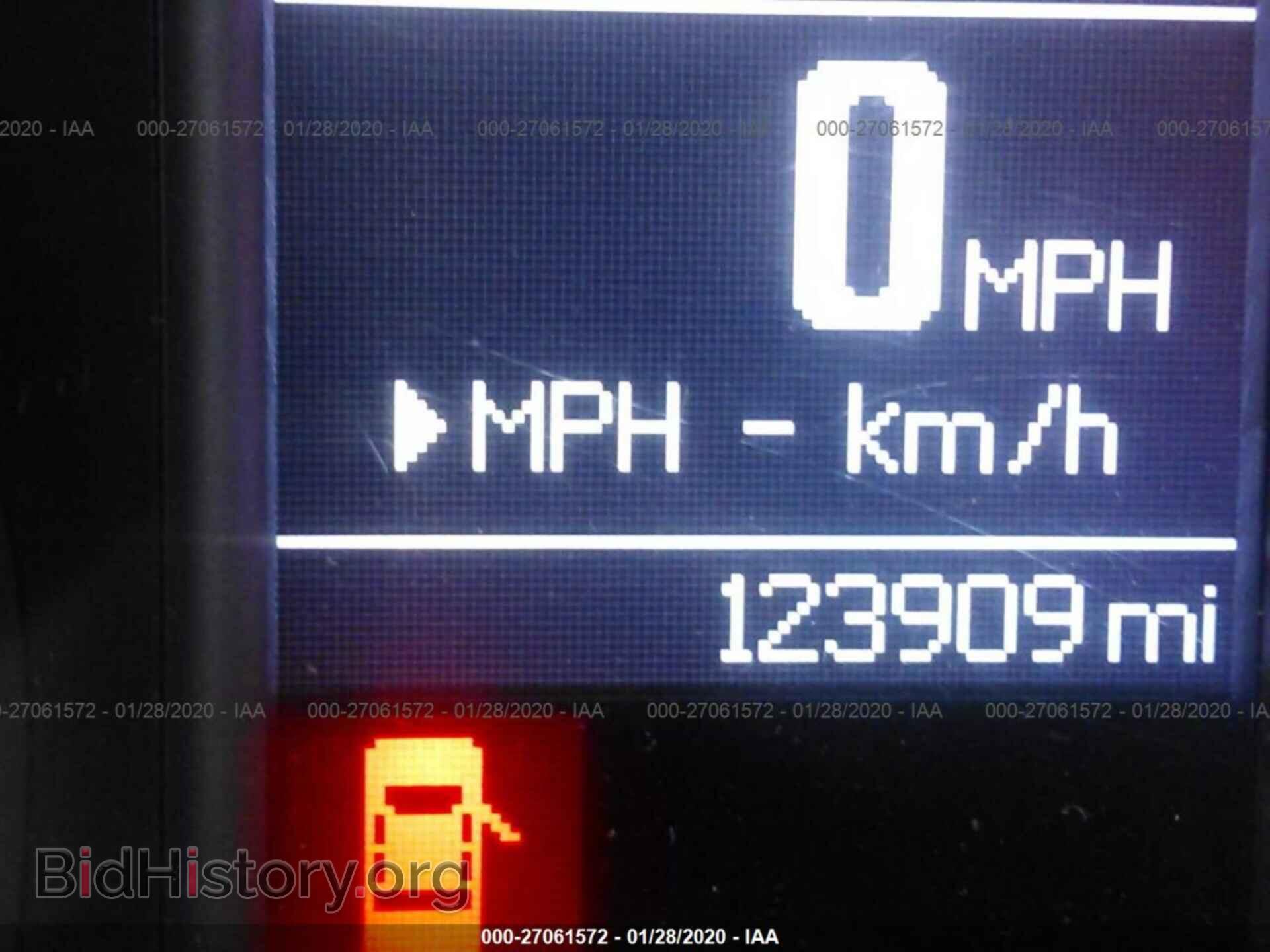 2011 DODGE CHARGER - VIN: 2B3CL3CG2BH549312 - Фото 7