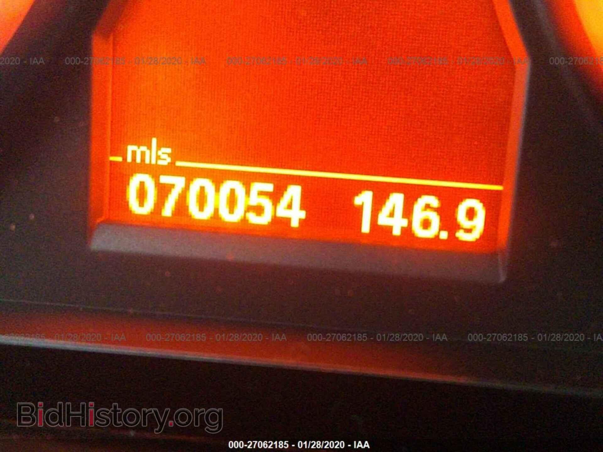 2011 BMW M3 - VIN: WBSDX9C50BE585220 - Фото 7