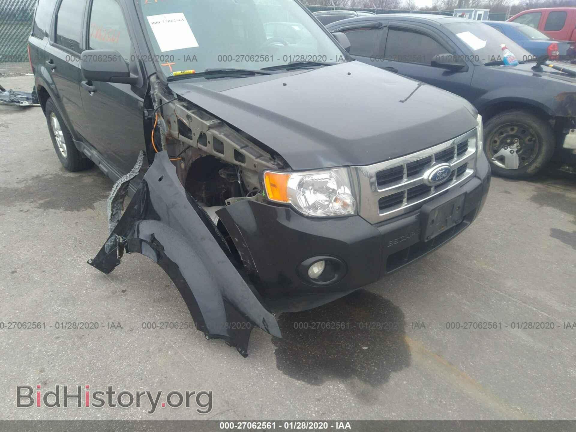 2011 FORD ESCAPE - VIN: 1FMCU0D78BKC40621 - Photo 6