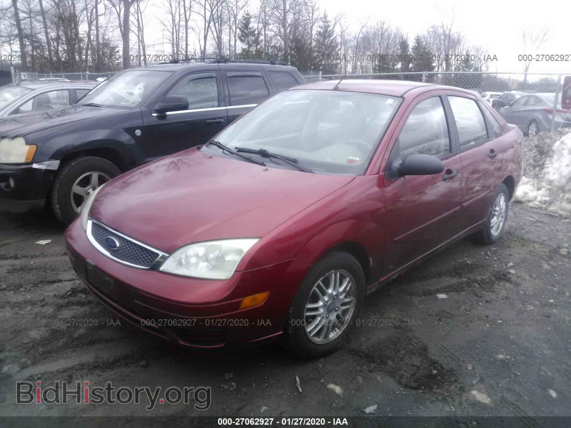 2005 FORD FOCUS - VIN: 1FAFP34N15W117173 - Фото 2