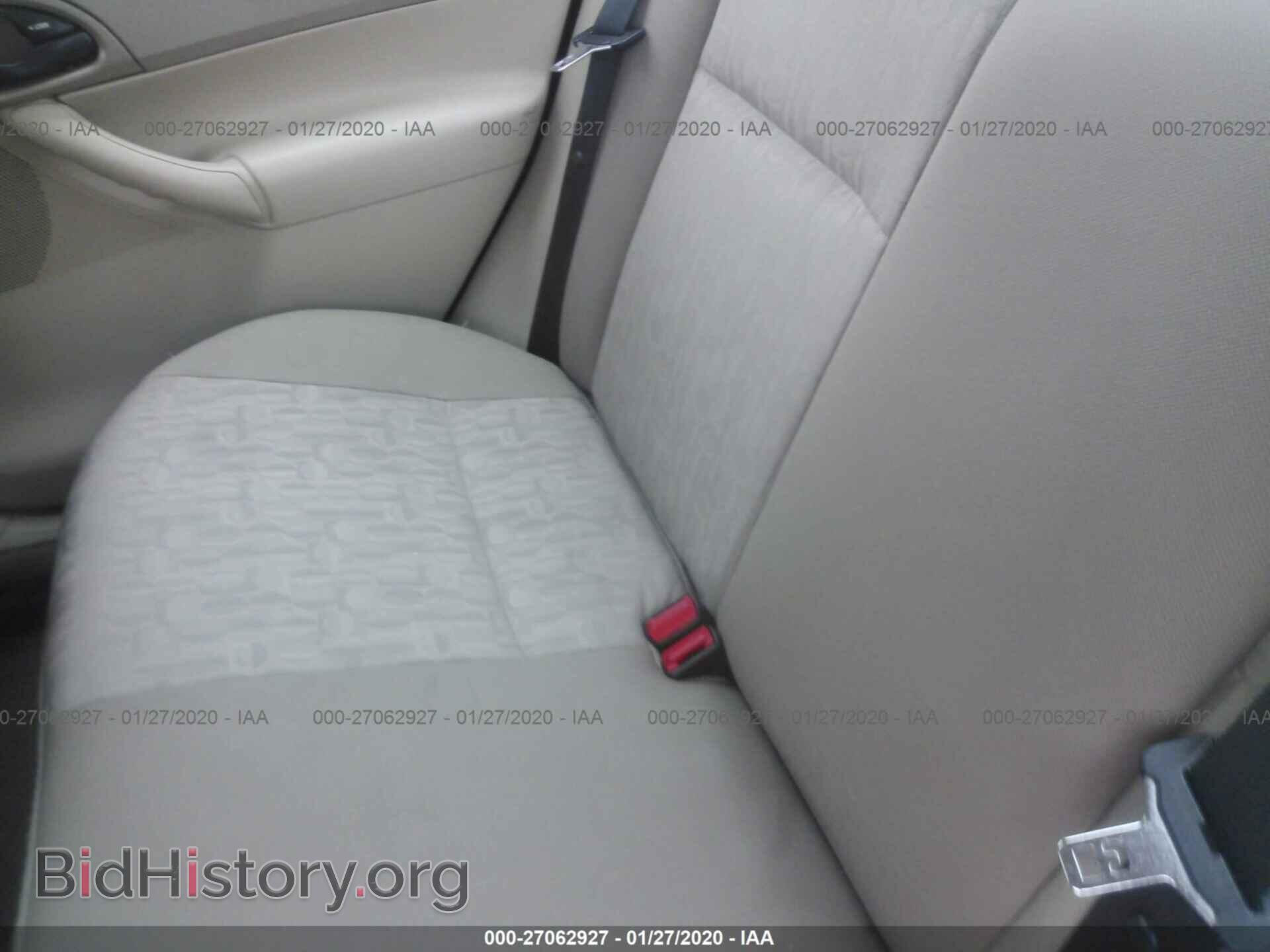 2005 FORD FOCUS - VIN: 1FAFP34N15W117173 - Фото 8