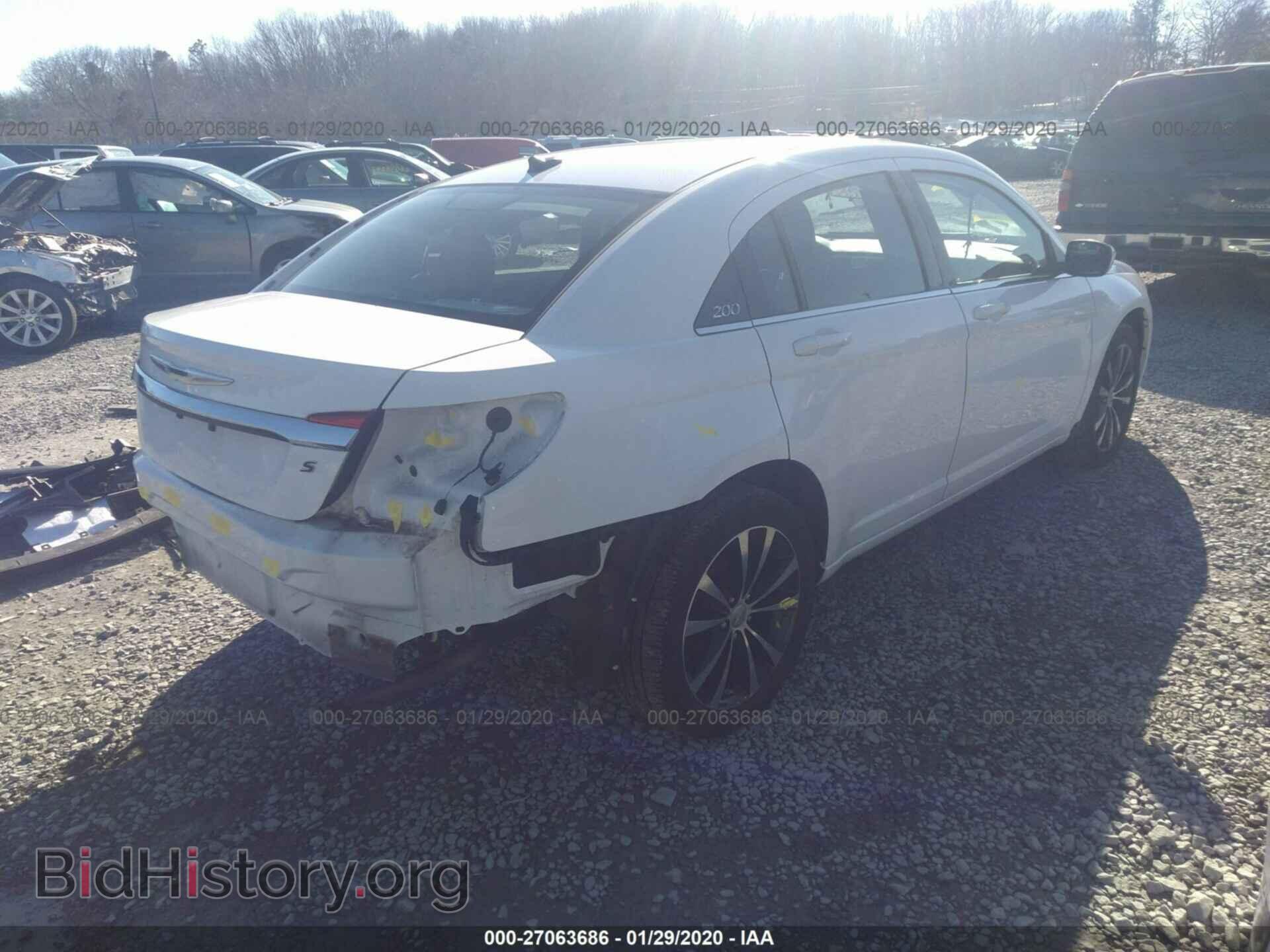 2013 CHRYSLER 200 - VIN: 1C3CCBBB0DN722970 - Photo 4