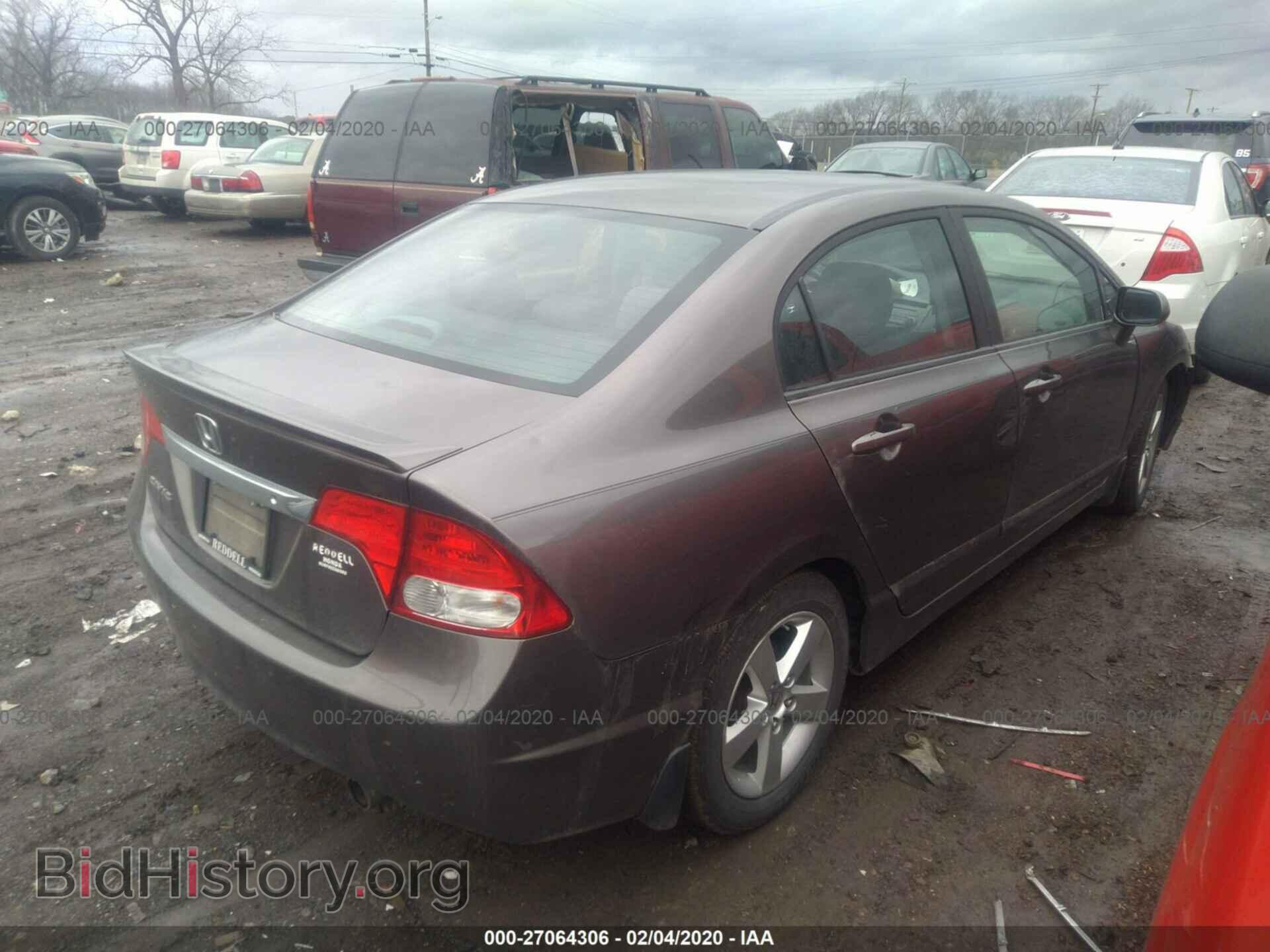 2011 HONDA CIVIC - VIN: 19XFA1F66BE020465 - Photo 4