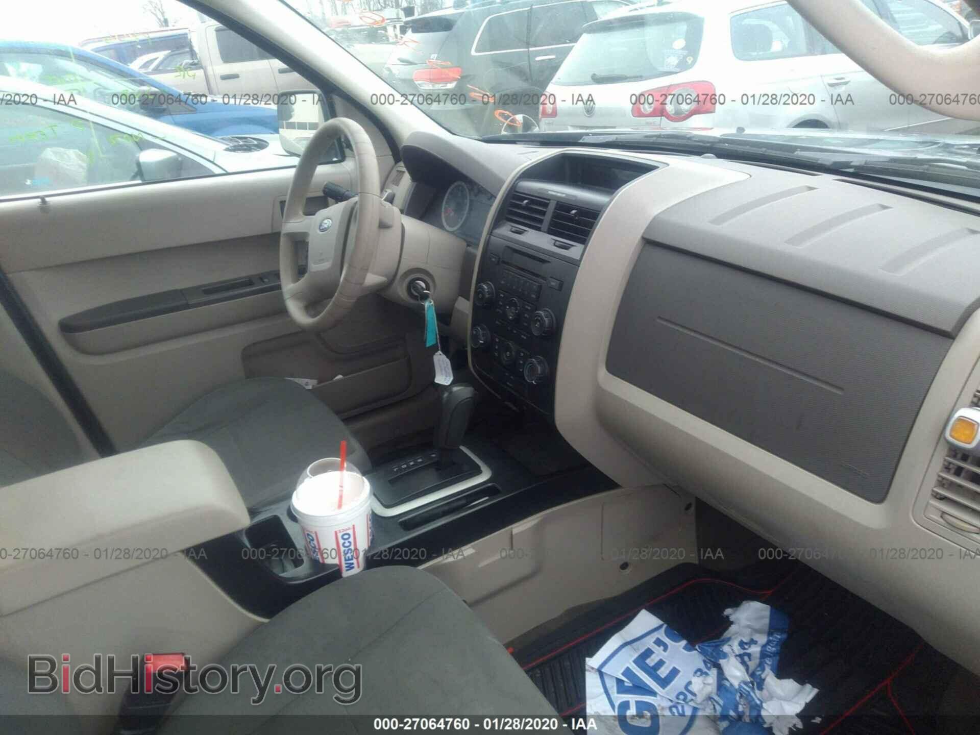 2011 FORD ESCAPE - VIN: 1FMCU0C72BKC43001 - Фото 5