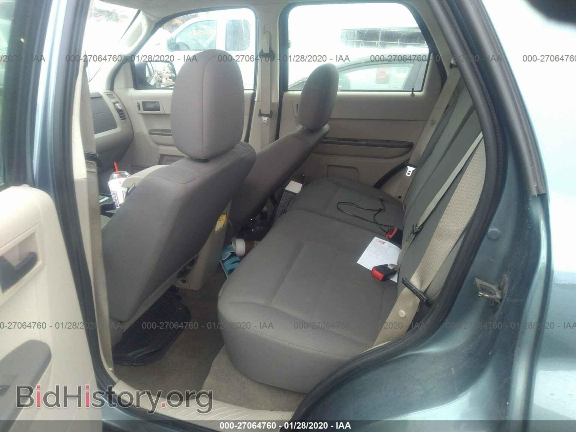 2011 FORD ESCAPE - VIN: 1FMCU0C72BKC43001 - Фото 8