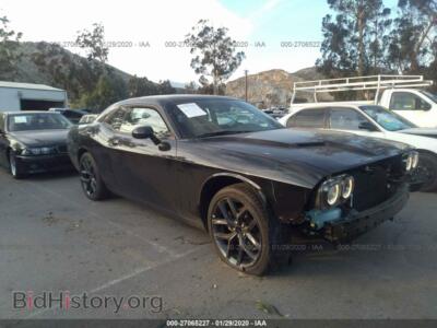 2019 Dodge CHALLENGER SXT, черный — VIN 2C3CDZAG6KH618816, IAAI