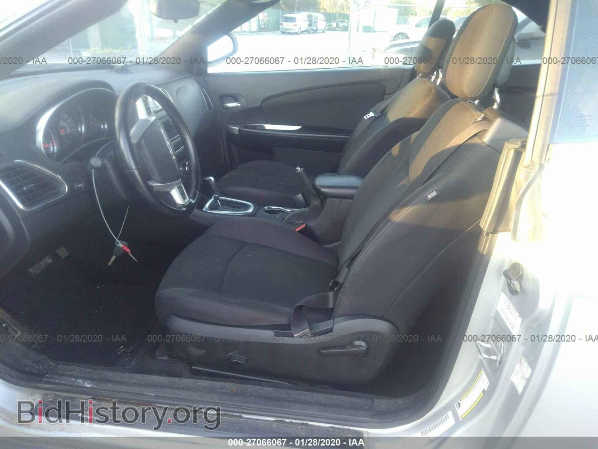 2012 CHRYSLER 200 - VIN: 1C3BCBEB1CN179943 - Photo 5