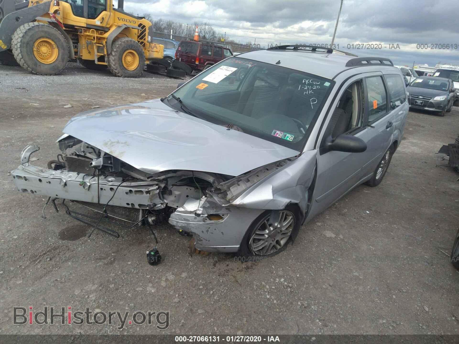 2005 FORD FOCUS - VIN: 1FAHP36N75W207448 - Фото 2