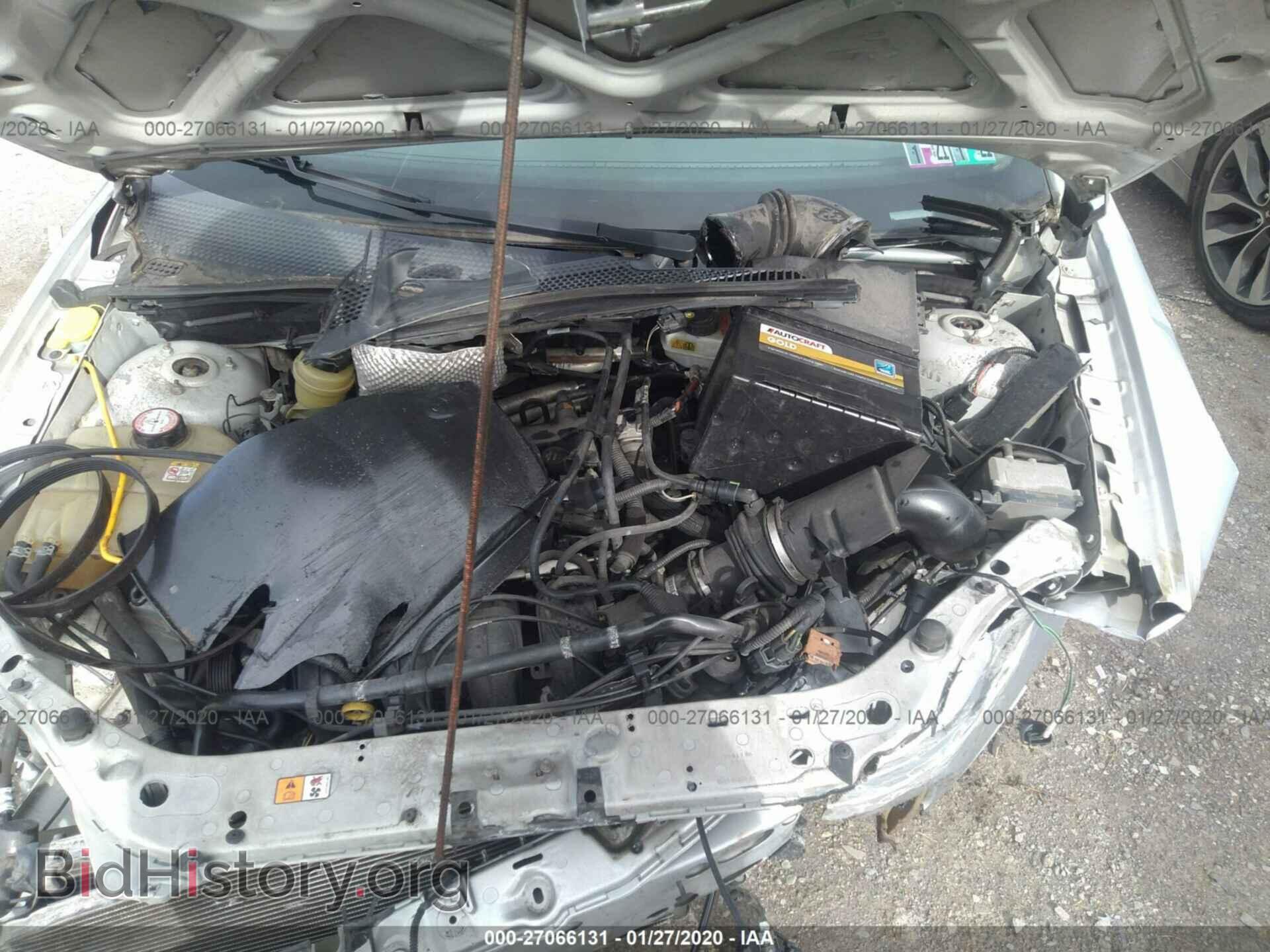 2005 FORD FOCUS - VIN: 1FAHP36N75W207448 - Фото 10