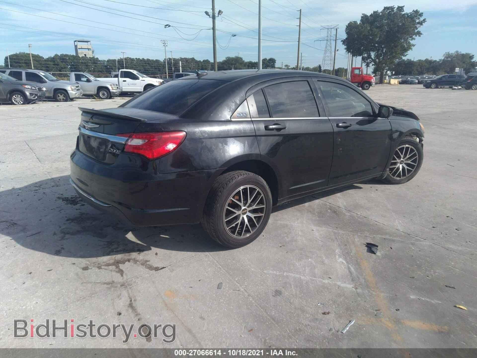 2013 CHRYSLER 200 - VIN: 1C3CCBBB7DN764083 - Фото 4