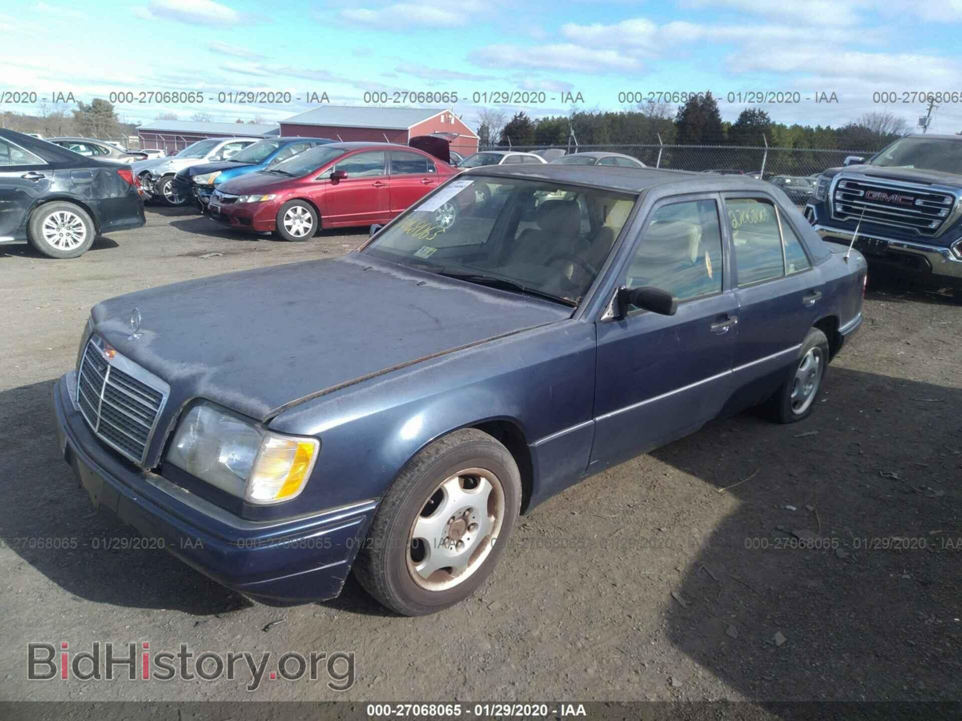 1995 MERCEDES-BENZ E - VIN: WDBEA32E0SC245152 - Фото 2