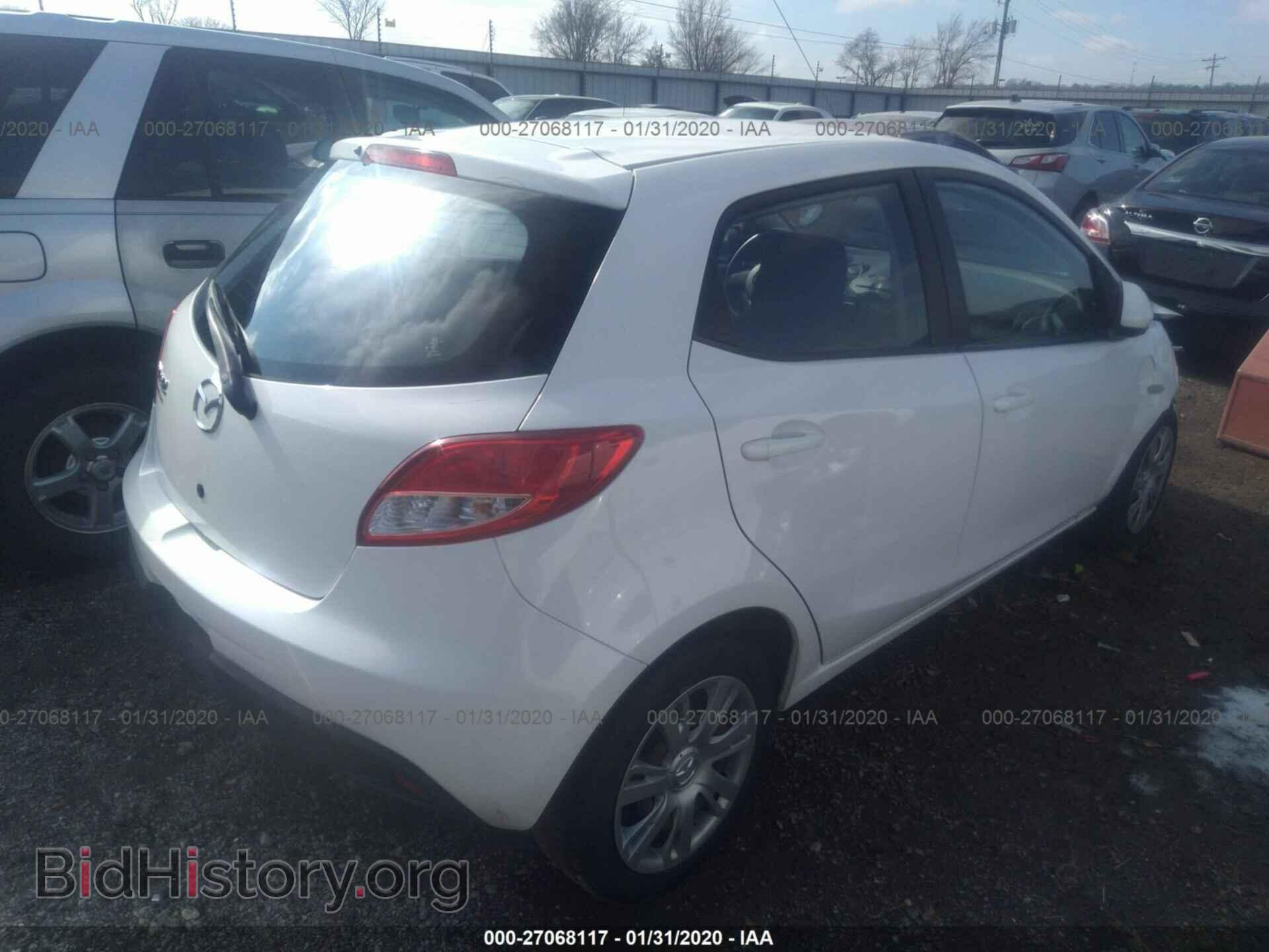 2014 MAZDA MAZDA2 - VIN: JM1DE1KY3E0177886 - Фото 4
