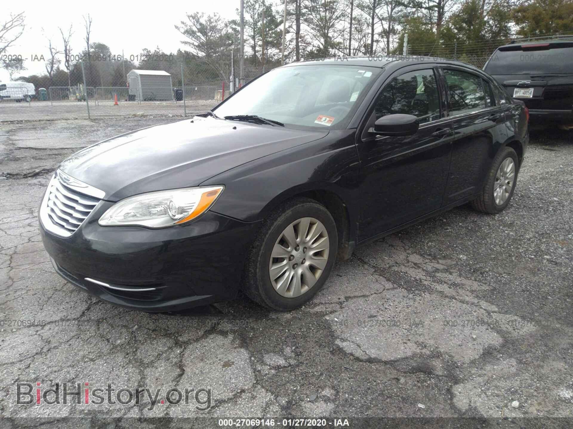 2011 CHRYSLER 200 - VIN: 1C3BC4FBXBN521429 - Photo 2