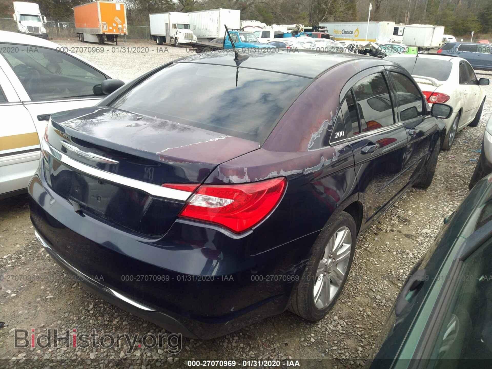 2013 CHRYSLER 200 - VIN: 1C3CCBBB7DN656532 - Photo 4