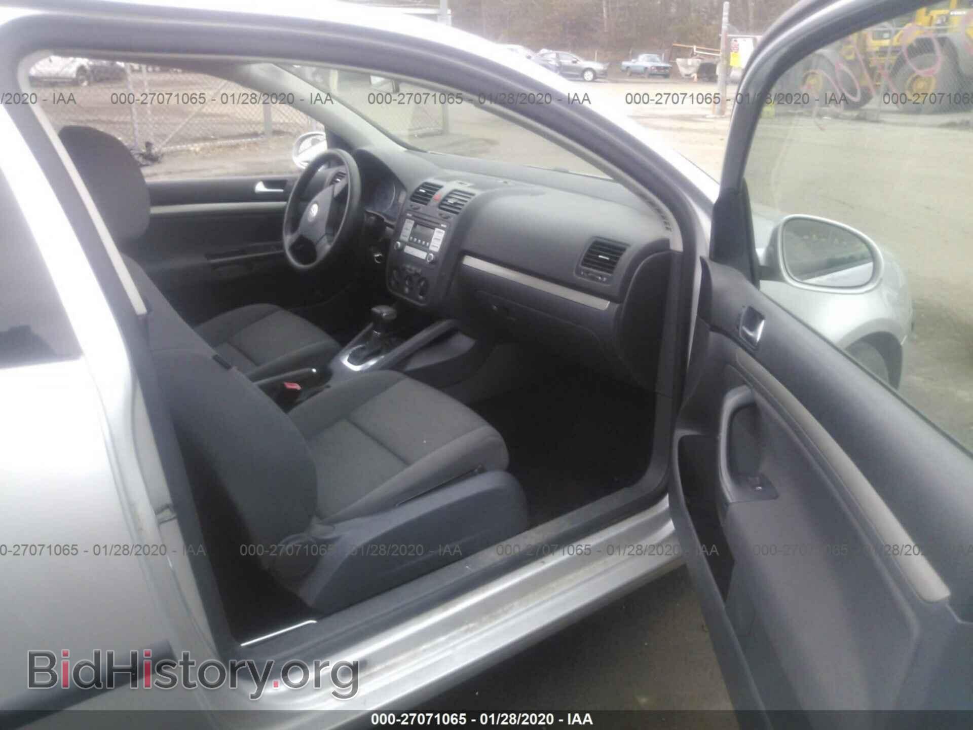 2009 VOLKSWAGEN RABBIT - VIN: WVWBB71K49W057002 - Фото 5