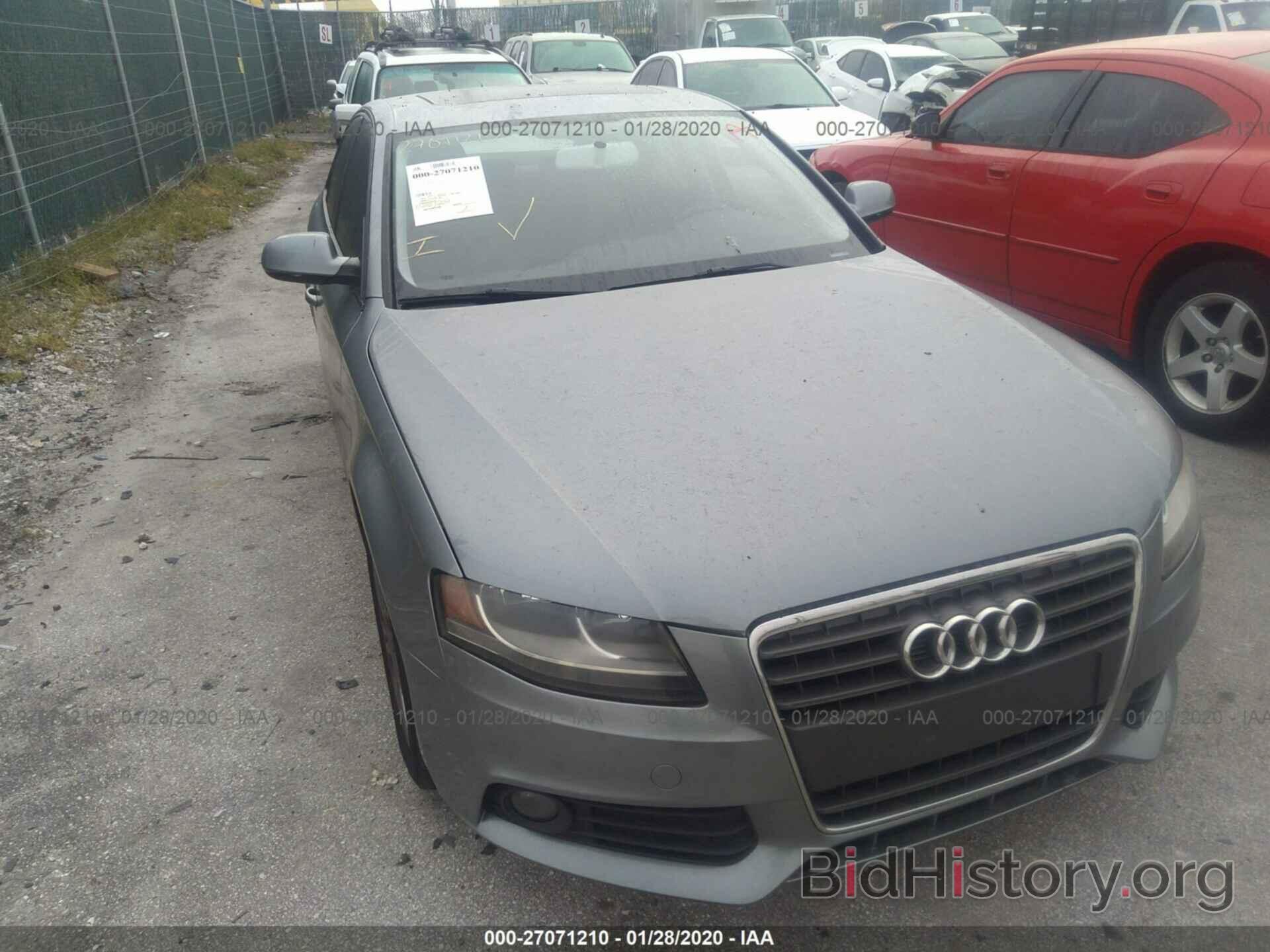 Фотография WAUAFAFL4AN038522 - AUDI A4 2010