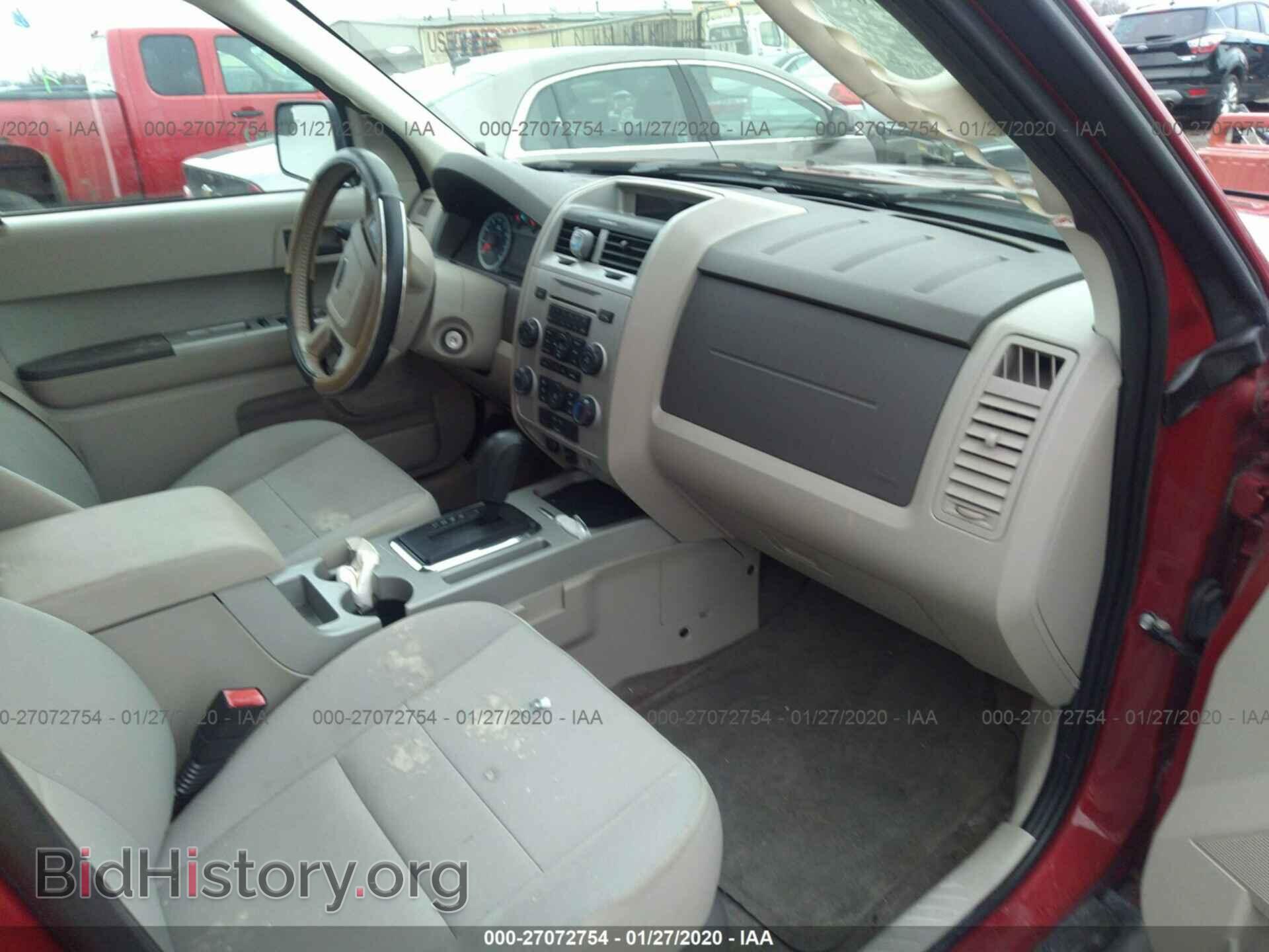 2011 FORD ESCAPE - VIN: 1FMCU9D74BKA05668 - Photo 5