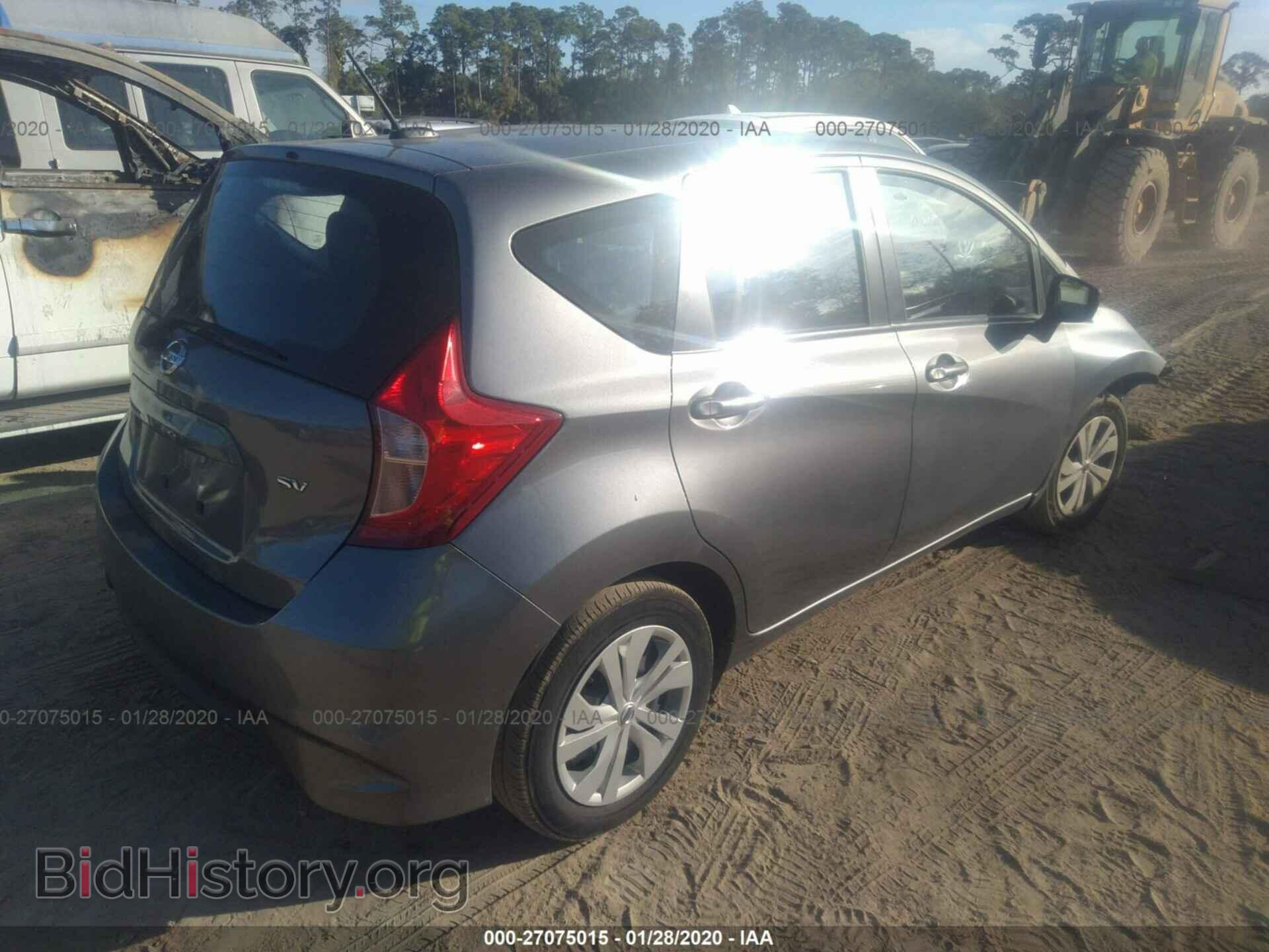 2017 NISSAN VERSA NOTE - VIN: 3N1CE2CPXHL365502 - Фото 4