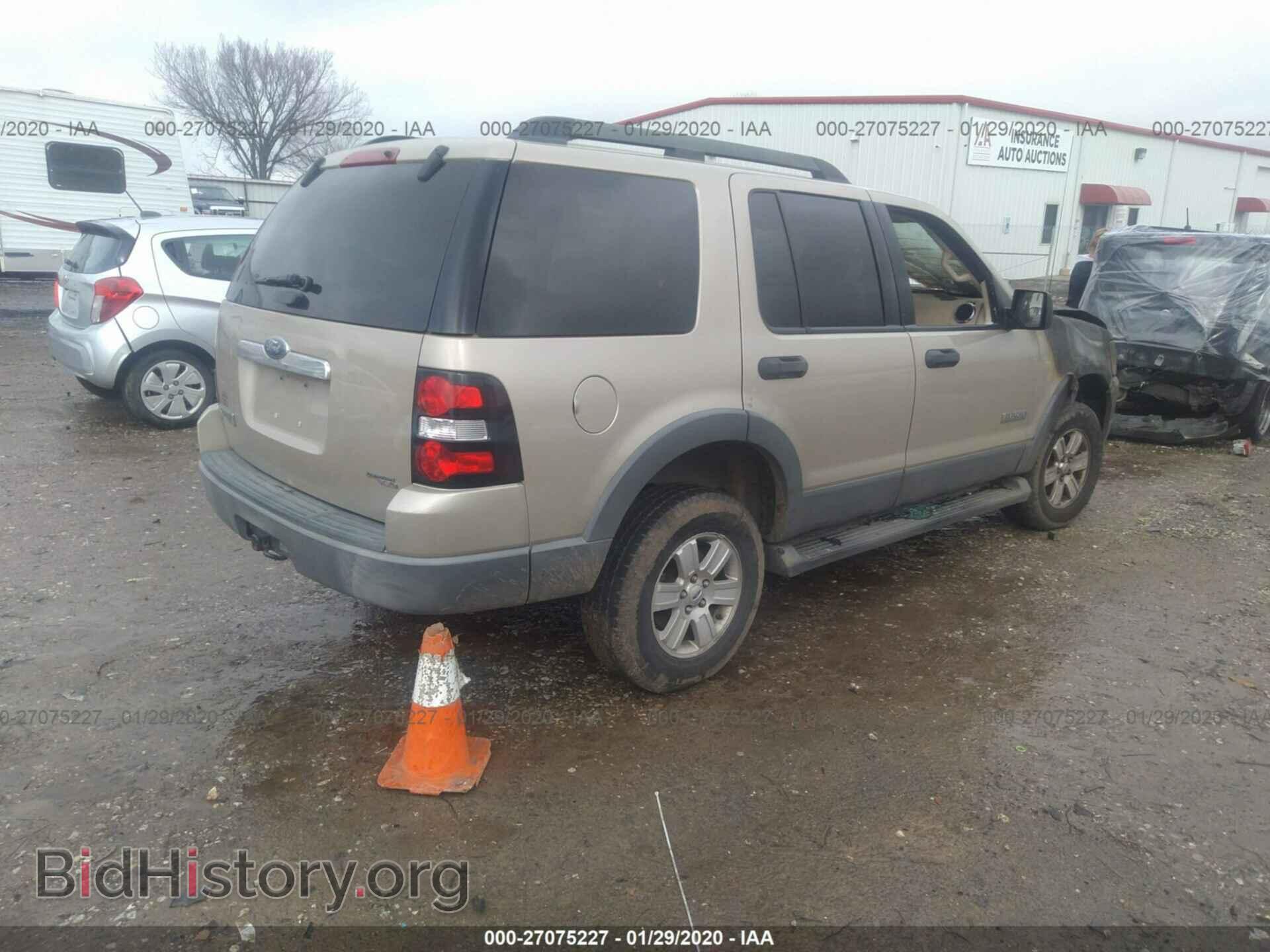2006 FORD EXPLORER - VIN: 1FMEU73E76UB31899 - Фото 4