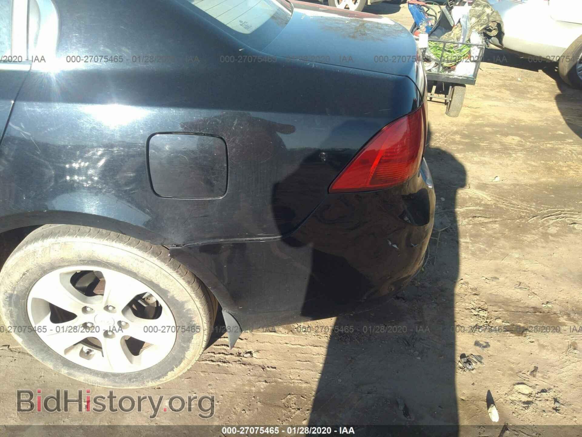 2009 KIA OPTIMA - VIN: KNAGE228195325509 - Фото 6