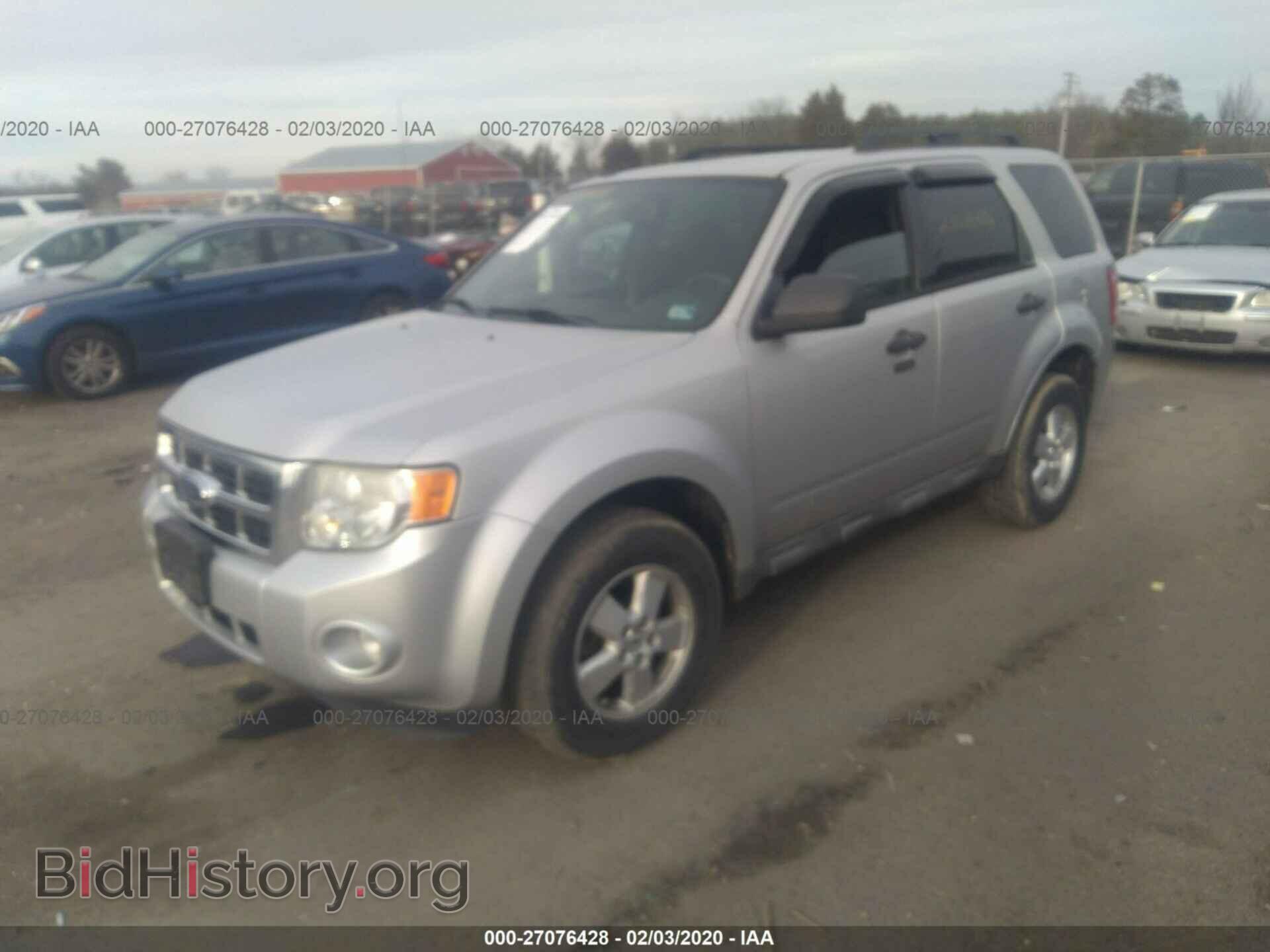 2009 FORD ESCAPE - VIN: 1FMCU93G69KC25549 - Фото 2