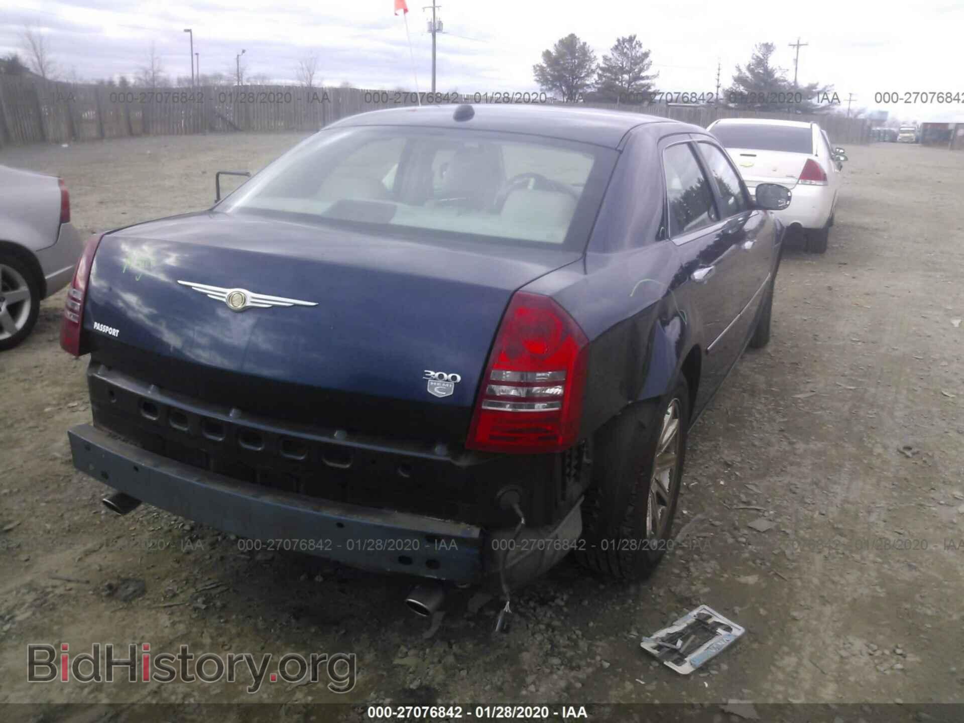 2005 CHRYSLER 300C - VIN: 2C3AA63H45H674665 - Фото 4
