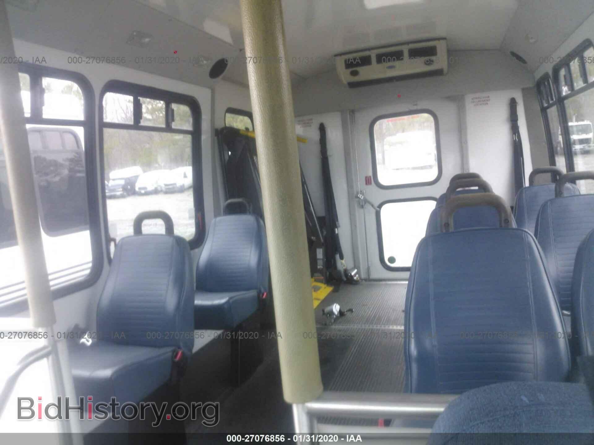 2010 FORD ECONOLINE - VIN: 1FDEE3FS3ADA90123 - Фото 4