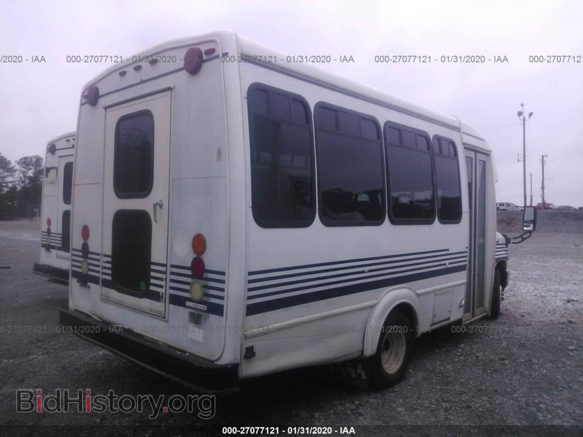 2010 FORD ECONOLINE - VIN: 1FDEE3FS8ADA90117 - Фото 4