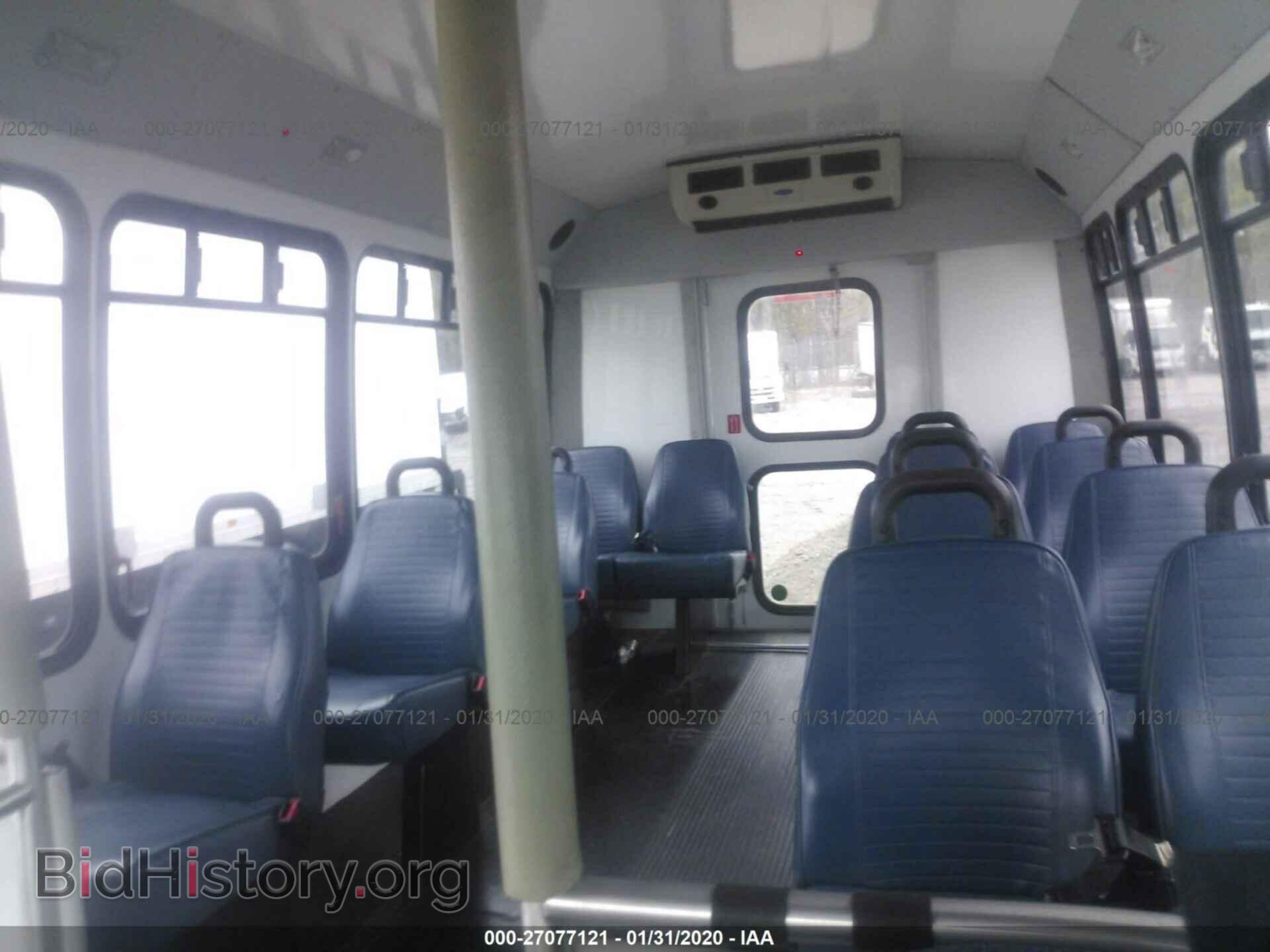 2010 FORD ECONOLINE - VIN: 1FDEE3FS8ADA90117 - Фото 5