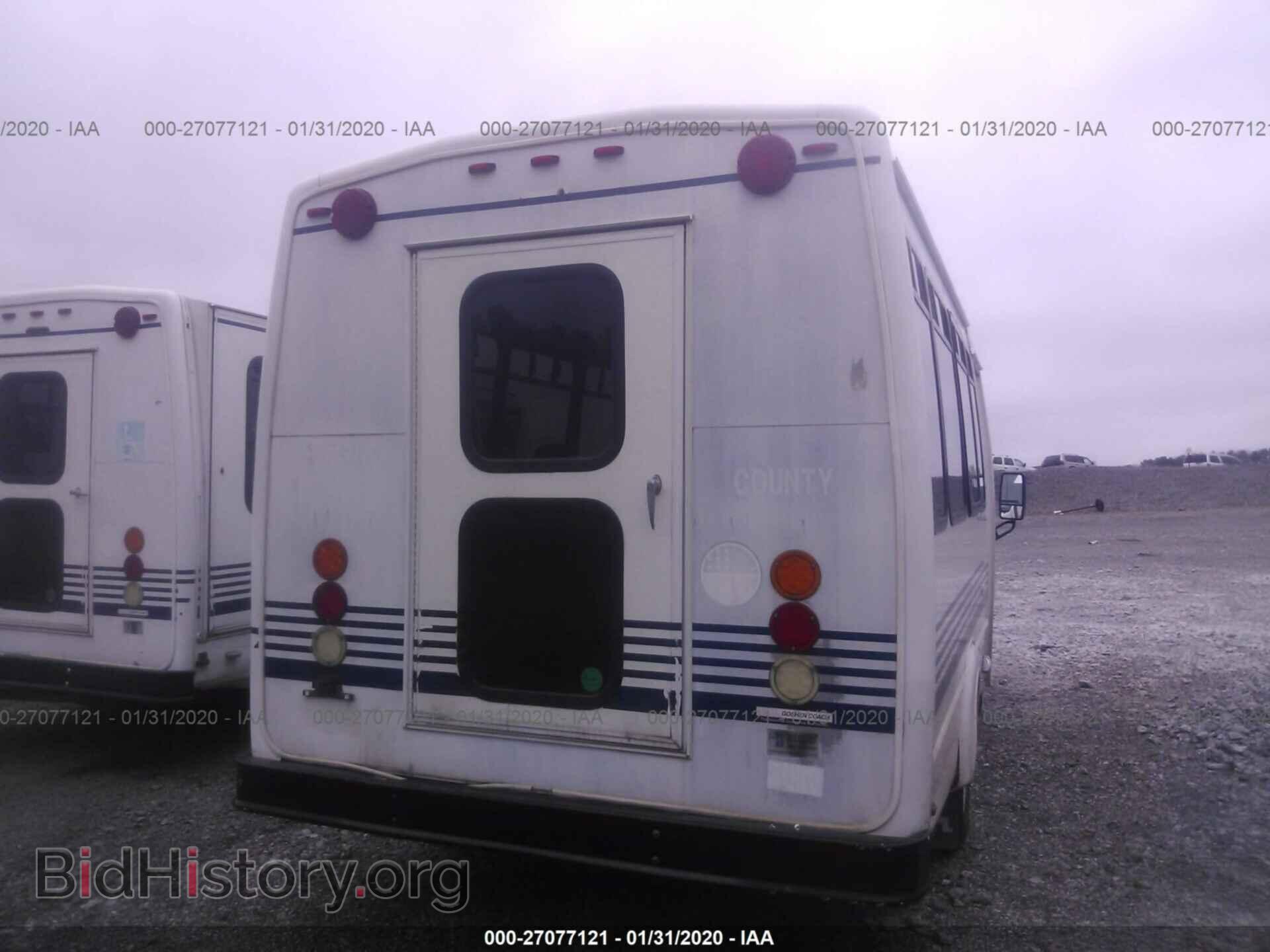 2010 FORD ECONOLINE - VIN: 1FDEE3FS8ADA90117 - Фото 7