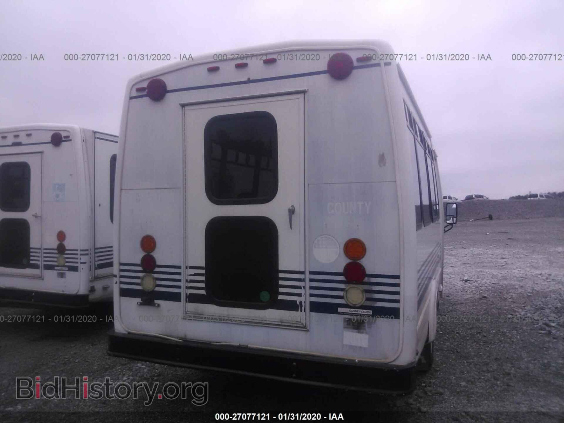 2010 FORD ECONOLINE - VIN: 1FDEE3FS8ADA90117 - Фото 8