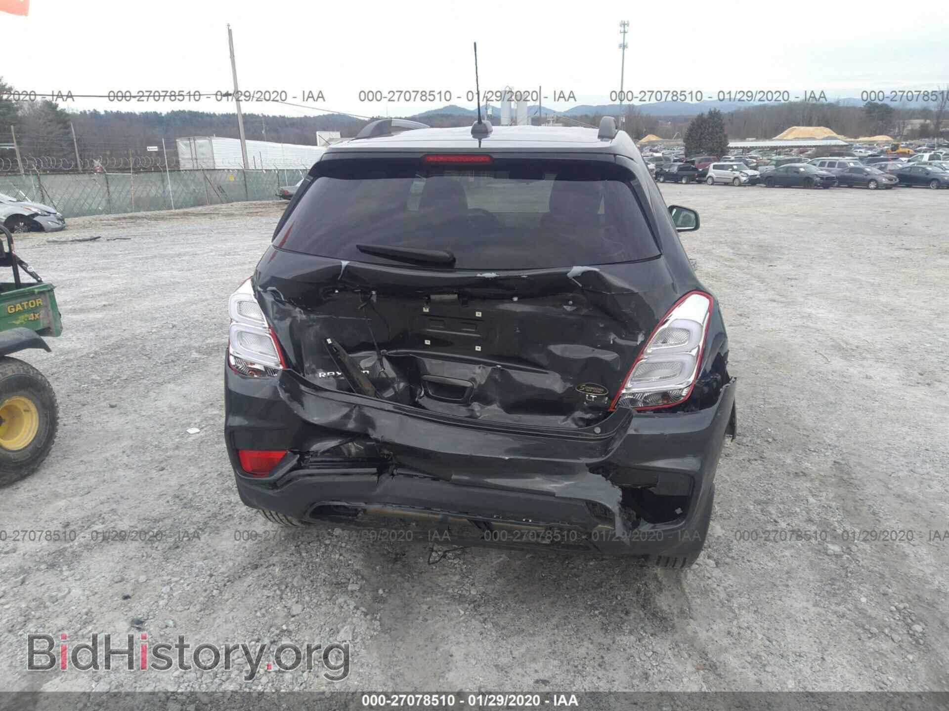 2018 CHEVROLET TRAX - VIN: 3GNCJPSB1JL308565 - Фото 6