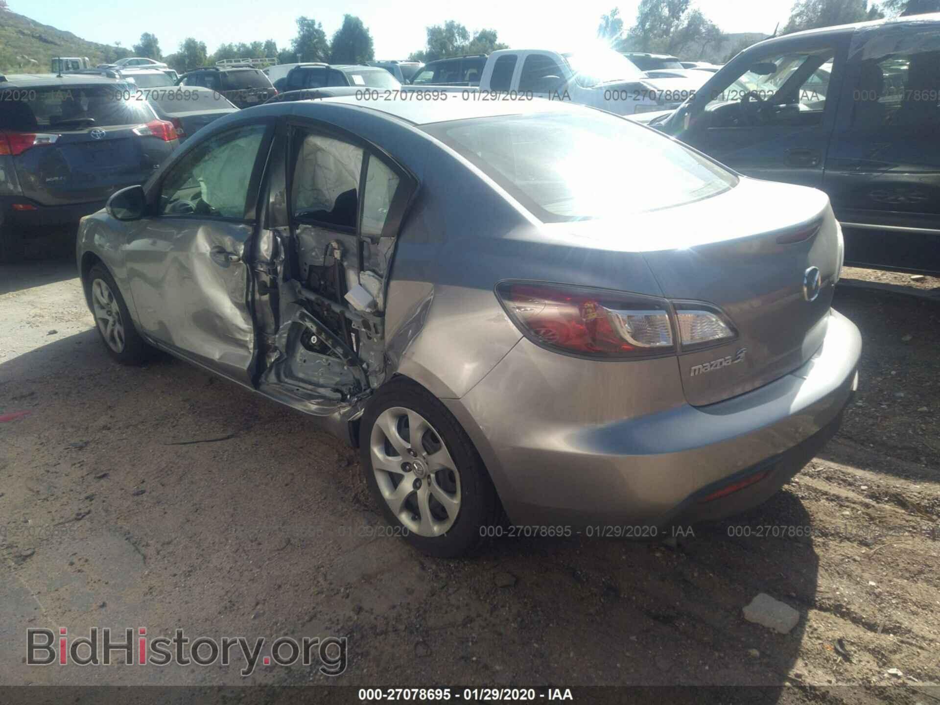 2011 MAZDA 3 - VIN: JM1BL1UG2B1492556 - Photo 3