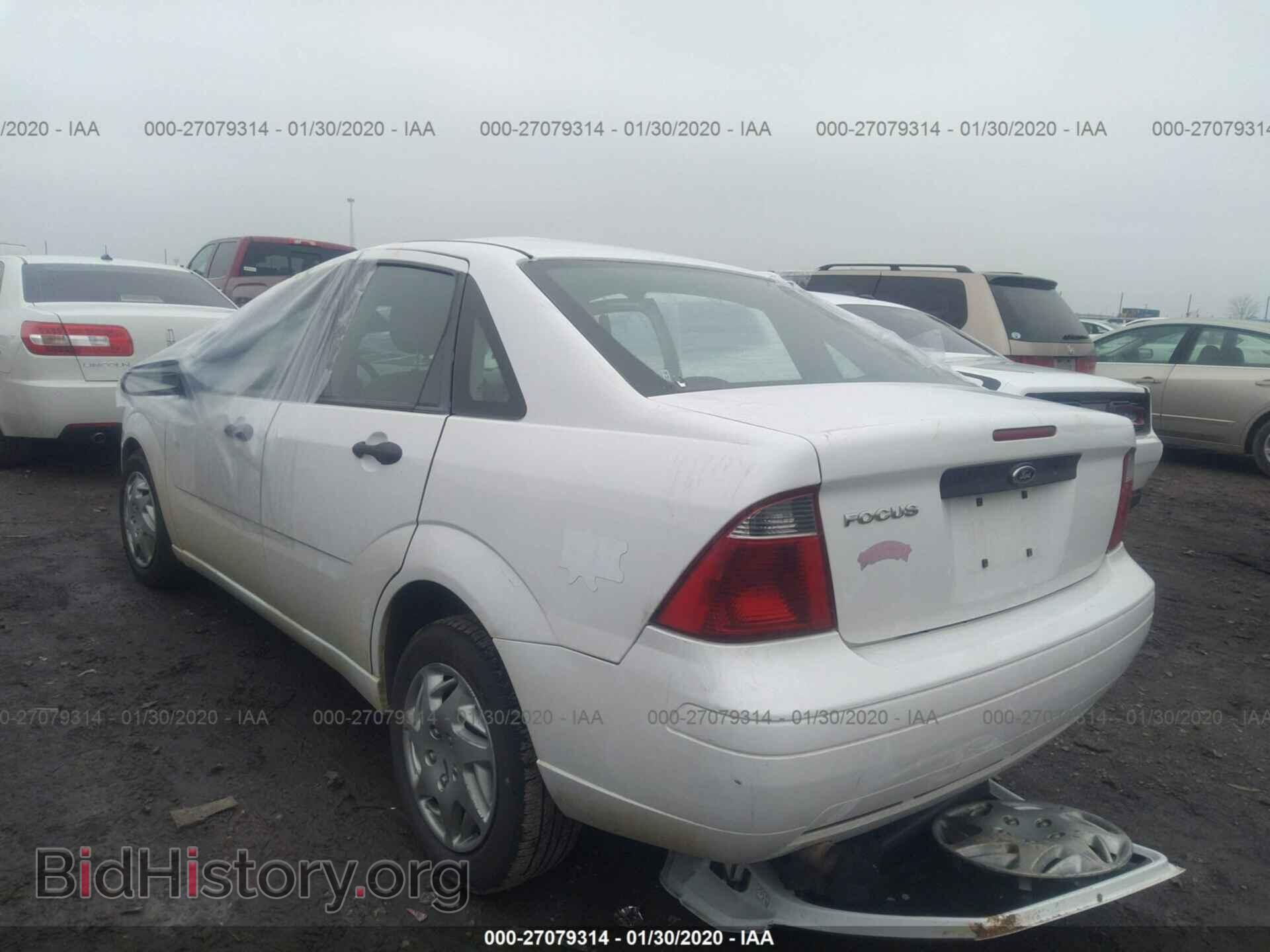 2007 FORD FOCUS - VIN: 1FAFP34N27W362437 - Фото 3
