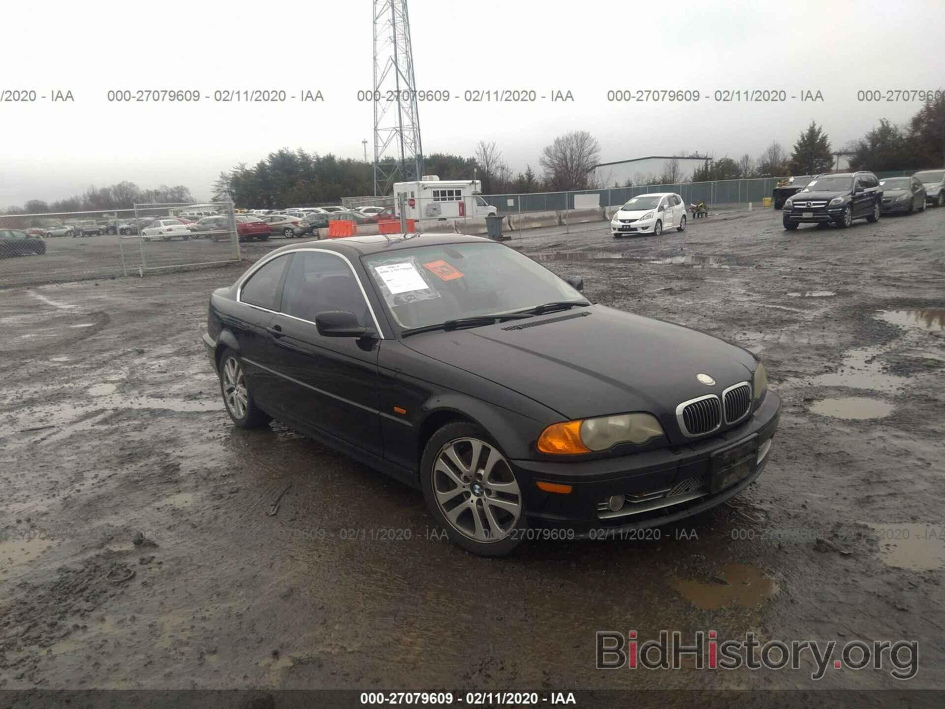 Photo WBABN53432JU26233 - BMW 330 2002