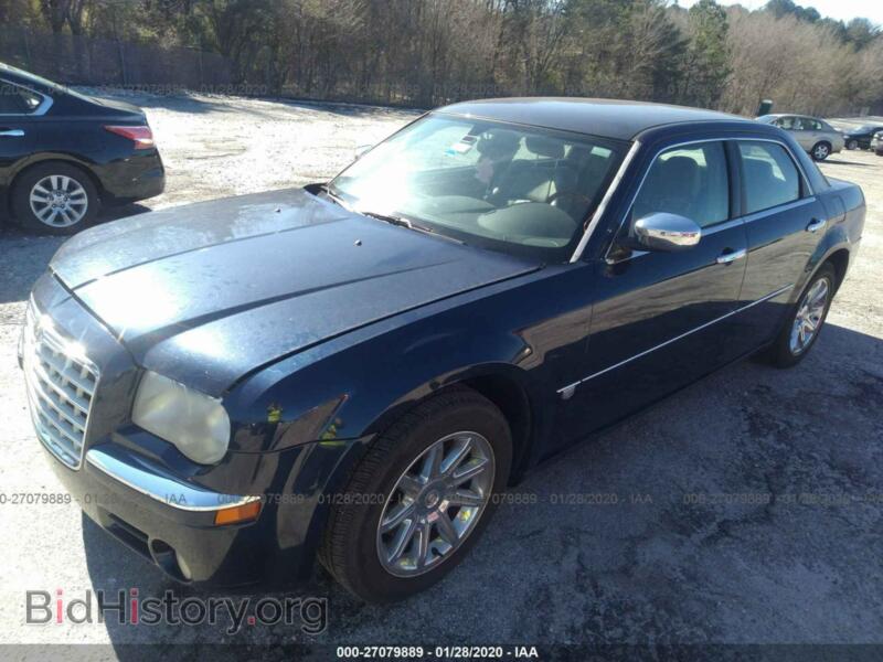 2005 Chrysler 300C (VIN 2C3JA63H25H615887) — фото 2 из 11