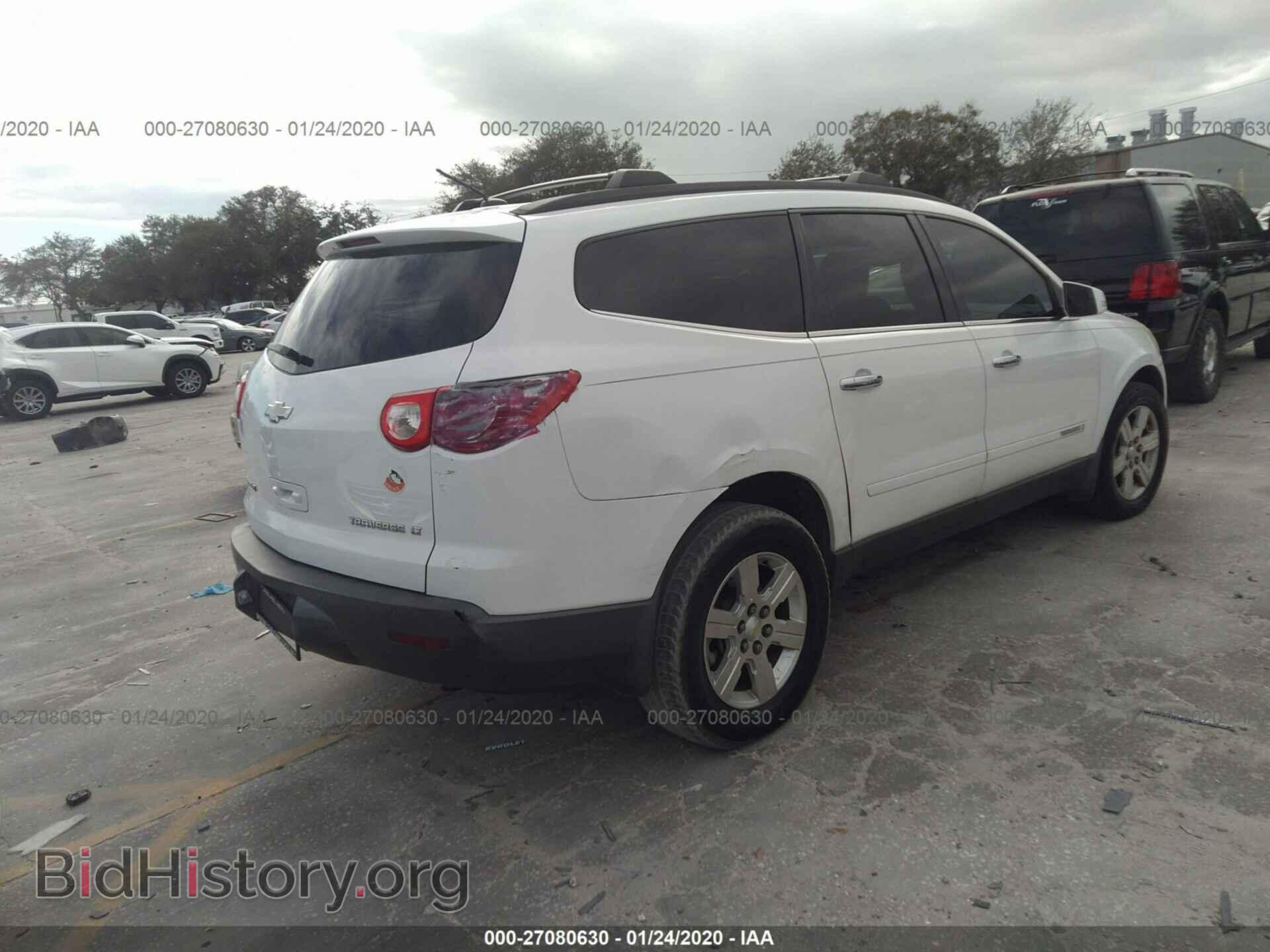 2009 CHEVROLET TRAVERSE - VIN: 1GNER23D09S103840 - Фото 4