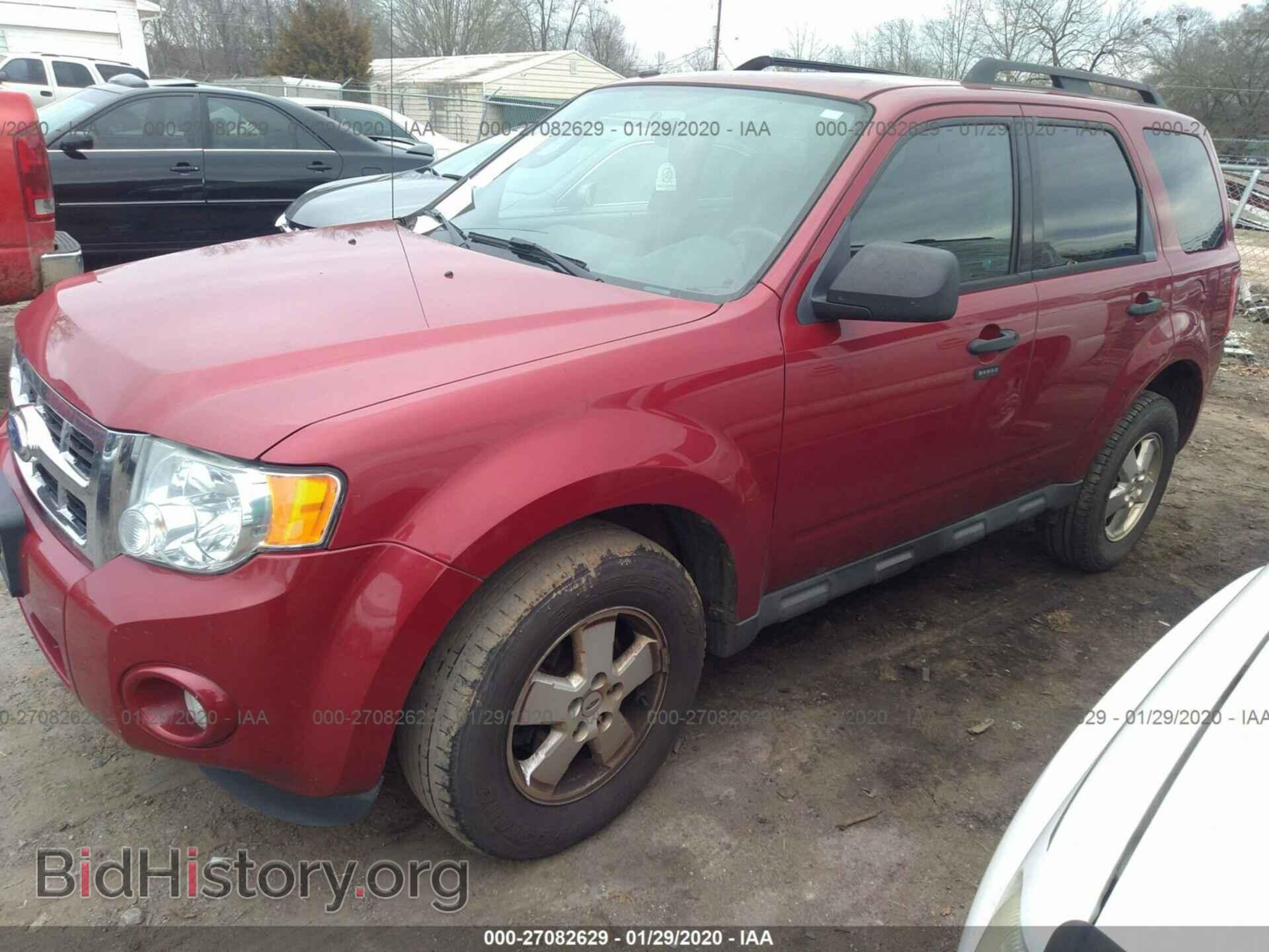 2011 FORD ESCAPE - VIN: 1FMCU0D7XBKC03005 - Фото 2